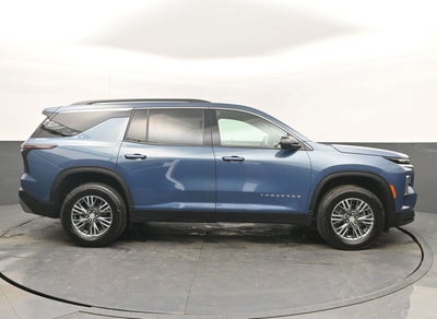 2025 Chevrolet Traverse FWD LT