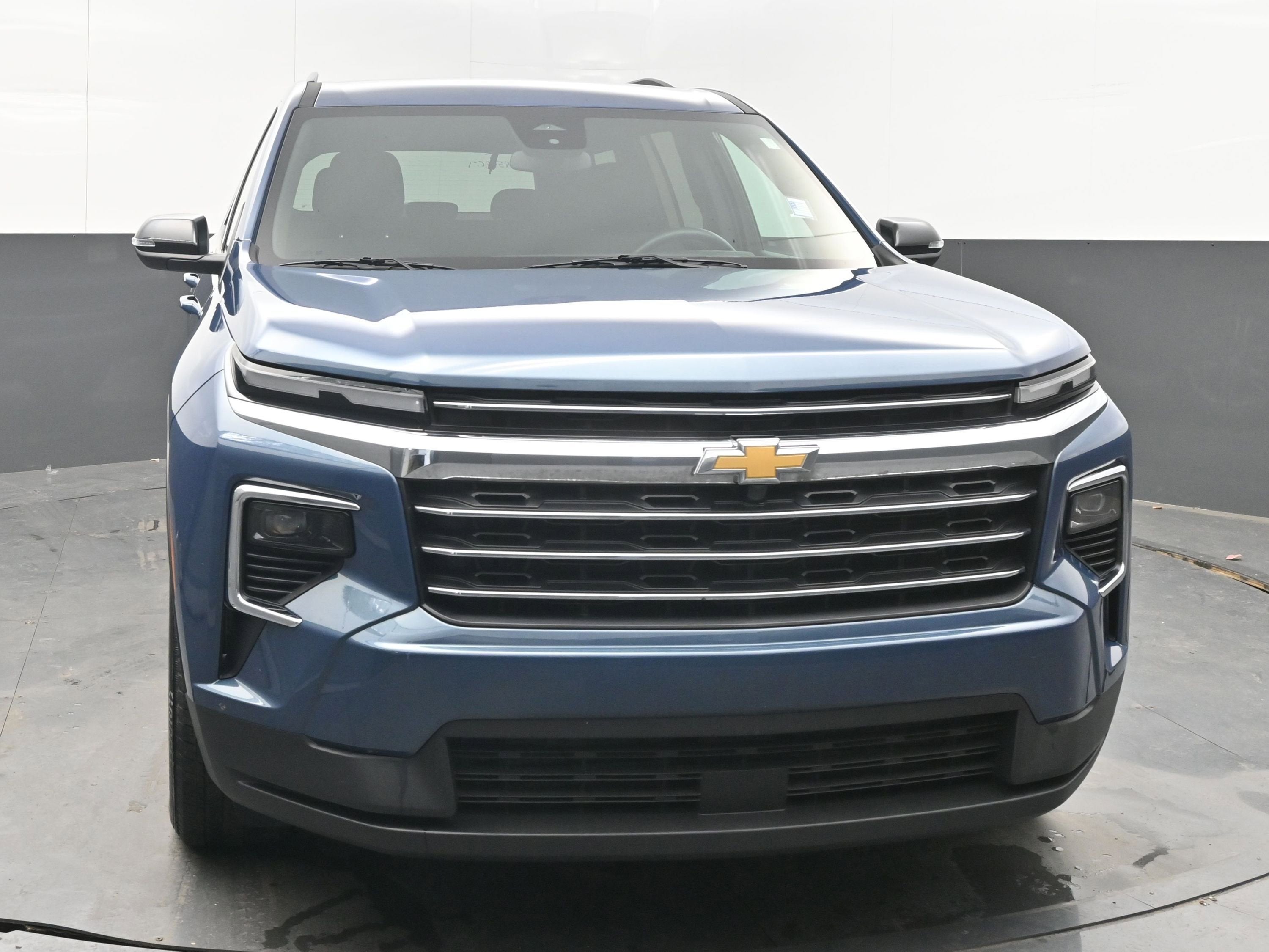 2025 Chevrolet Traverse FWD LT