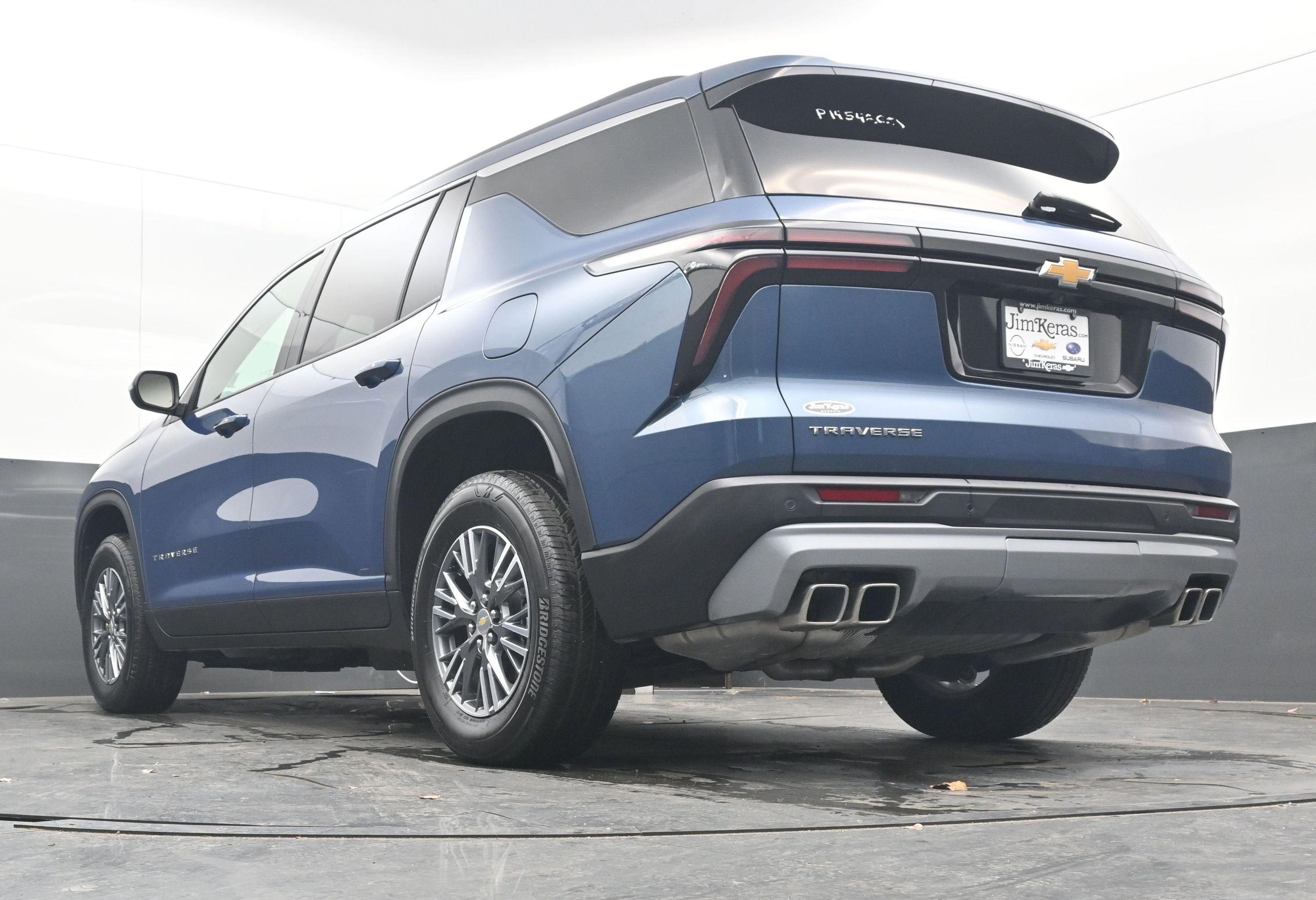 2025 Chevrolet Traverse FWD LT
