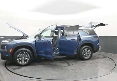 2025 Chevrolet Traverse FWD LT