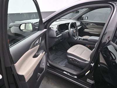 2025 Chevrolet Traverse FWD LT