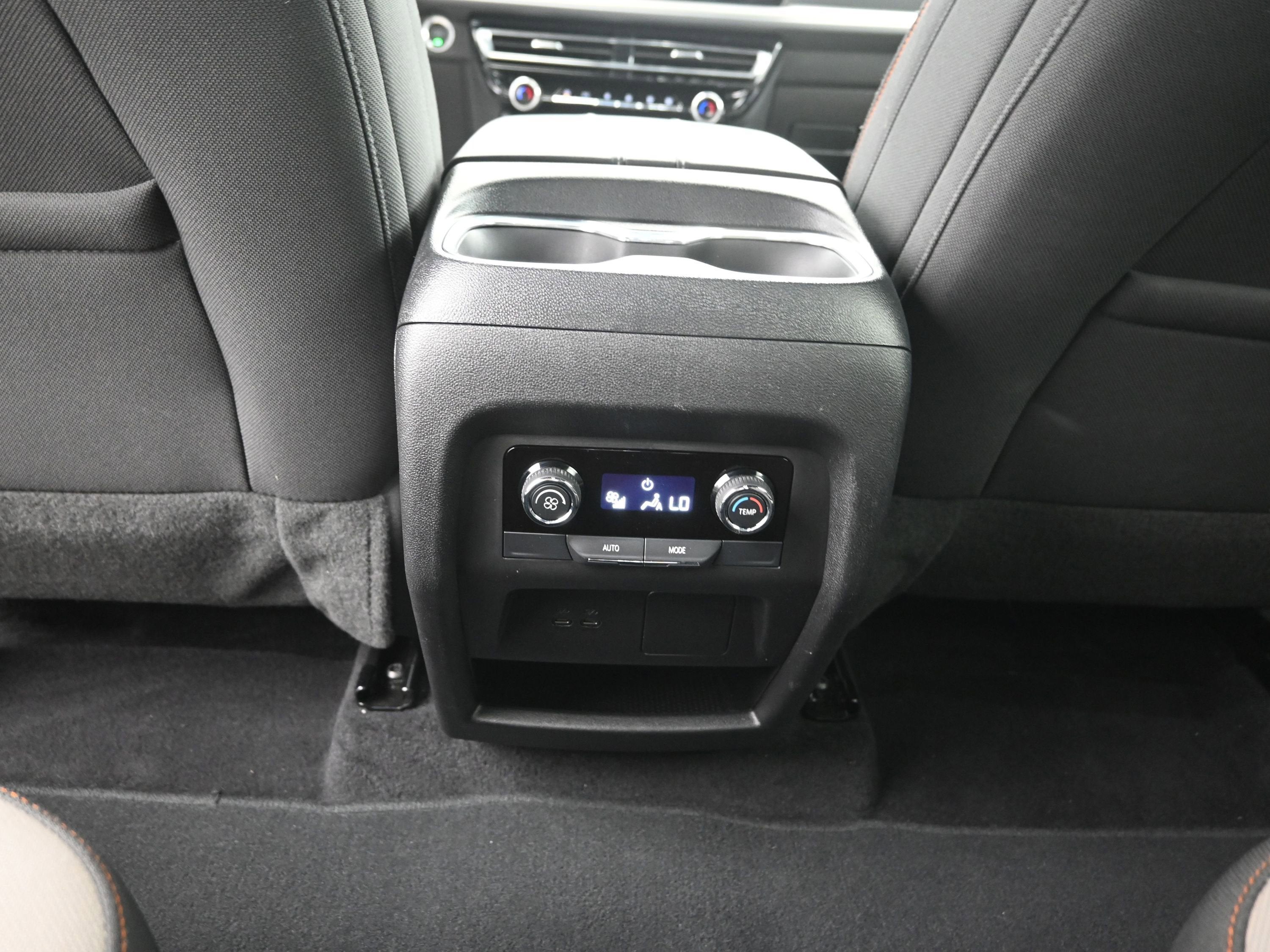 2025 Chevrolet Traverse FWD LT