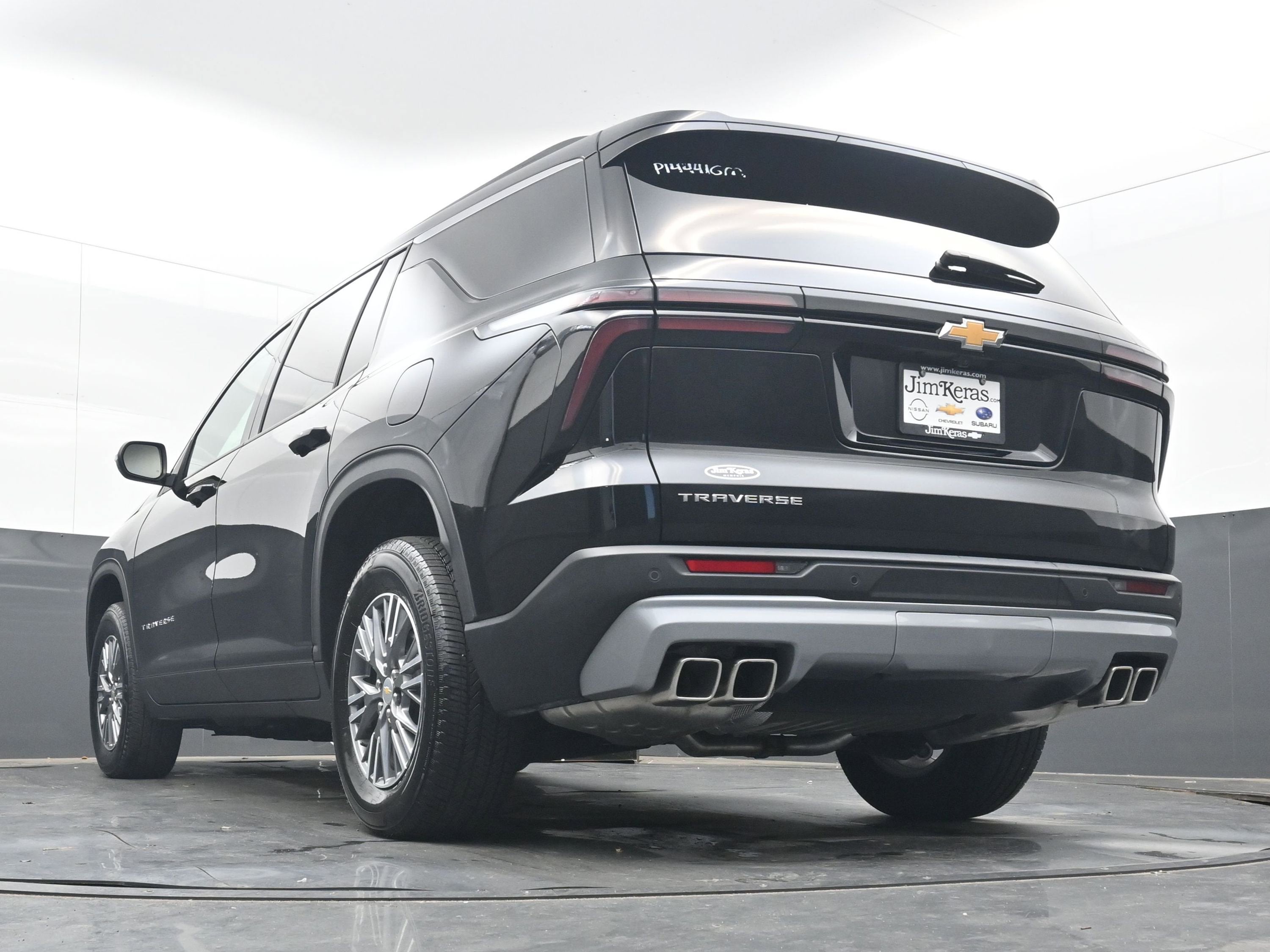 2025 Chevrolet Traverse FWD LT