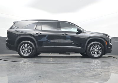 2025 Chevrolet Traverse FWD LT