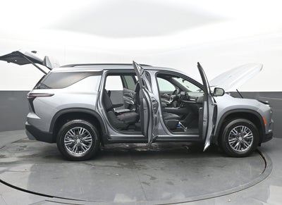 2025 Chevrolet Traverse FWD LT