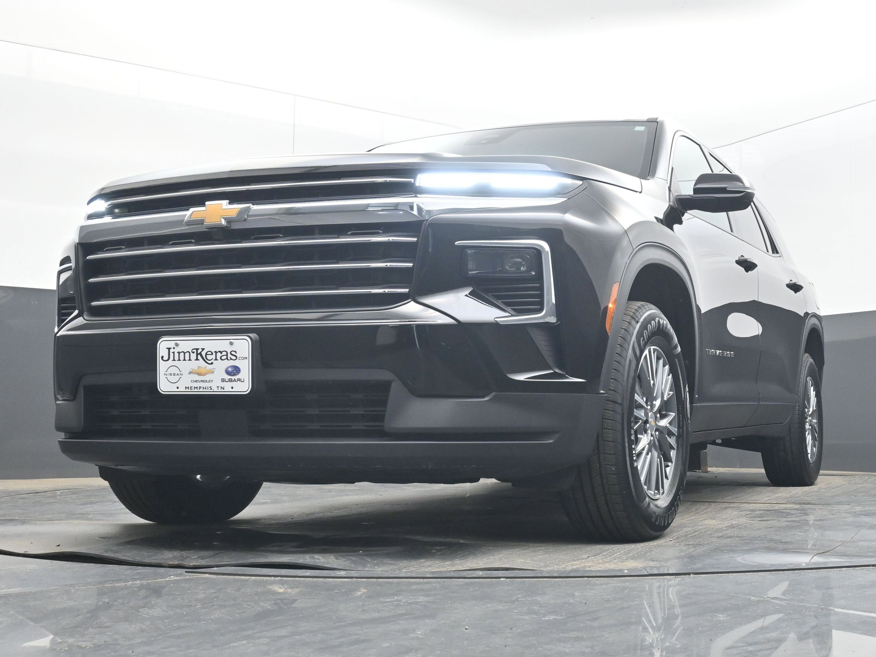 2025 Chevrolet Traverse FWD LT