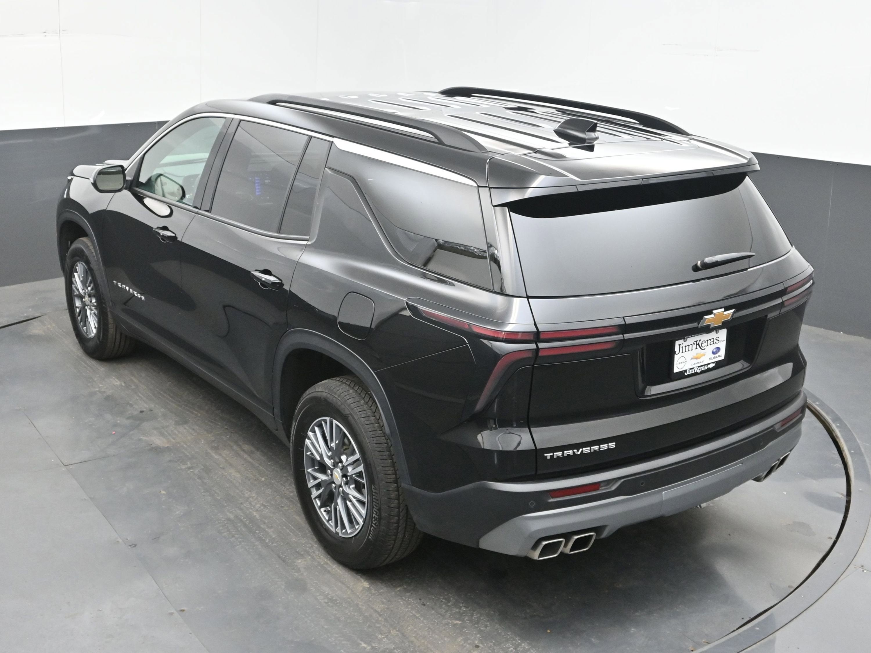 2025 Chevrolet Traverse FWD LT