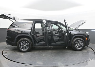 2025 Chevrolet Traverse FWD LT