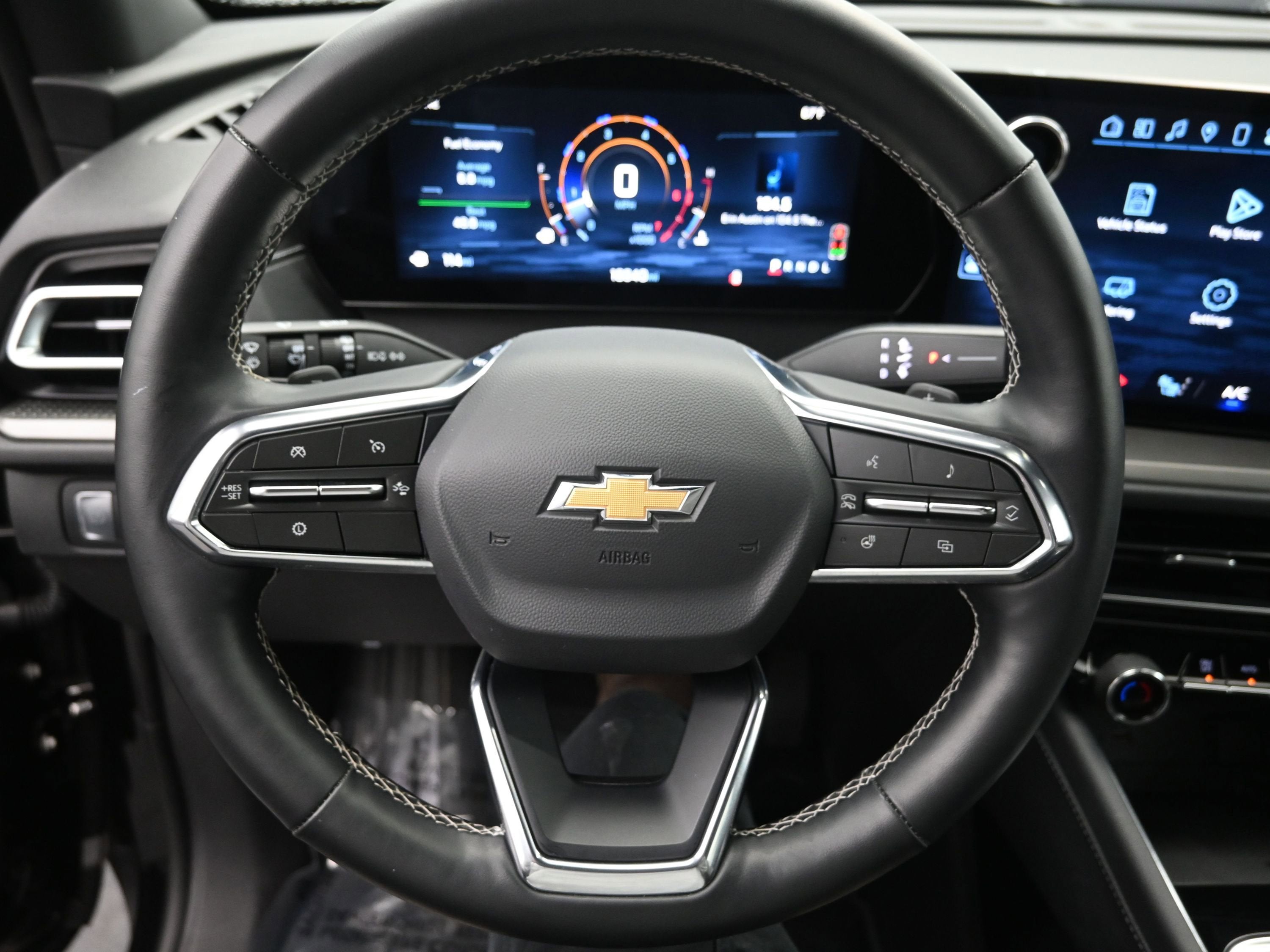 2025 Chevrolet Traverse FWD LT