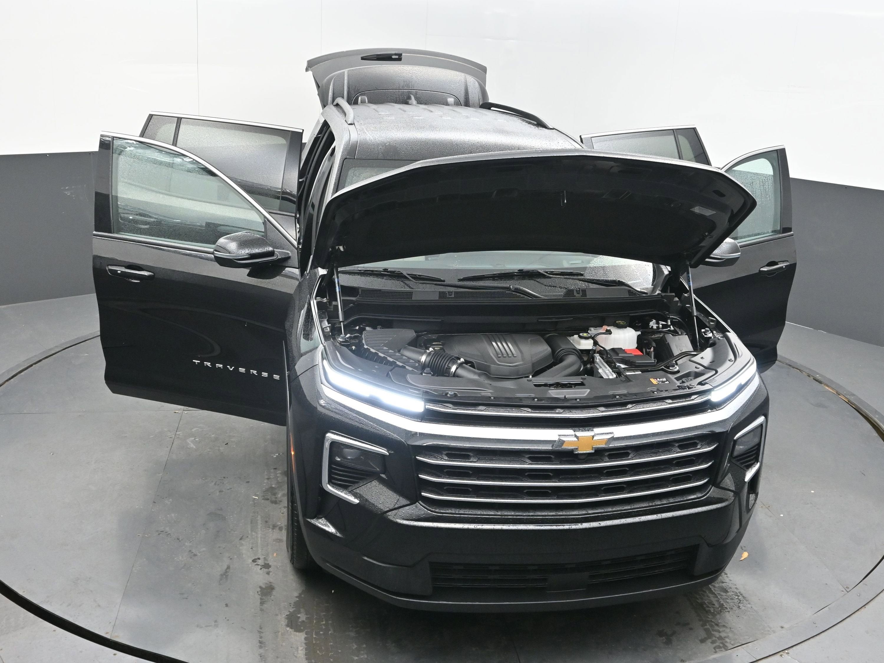 2025 Chevrolet Traverse FWD LT