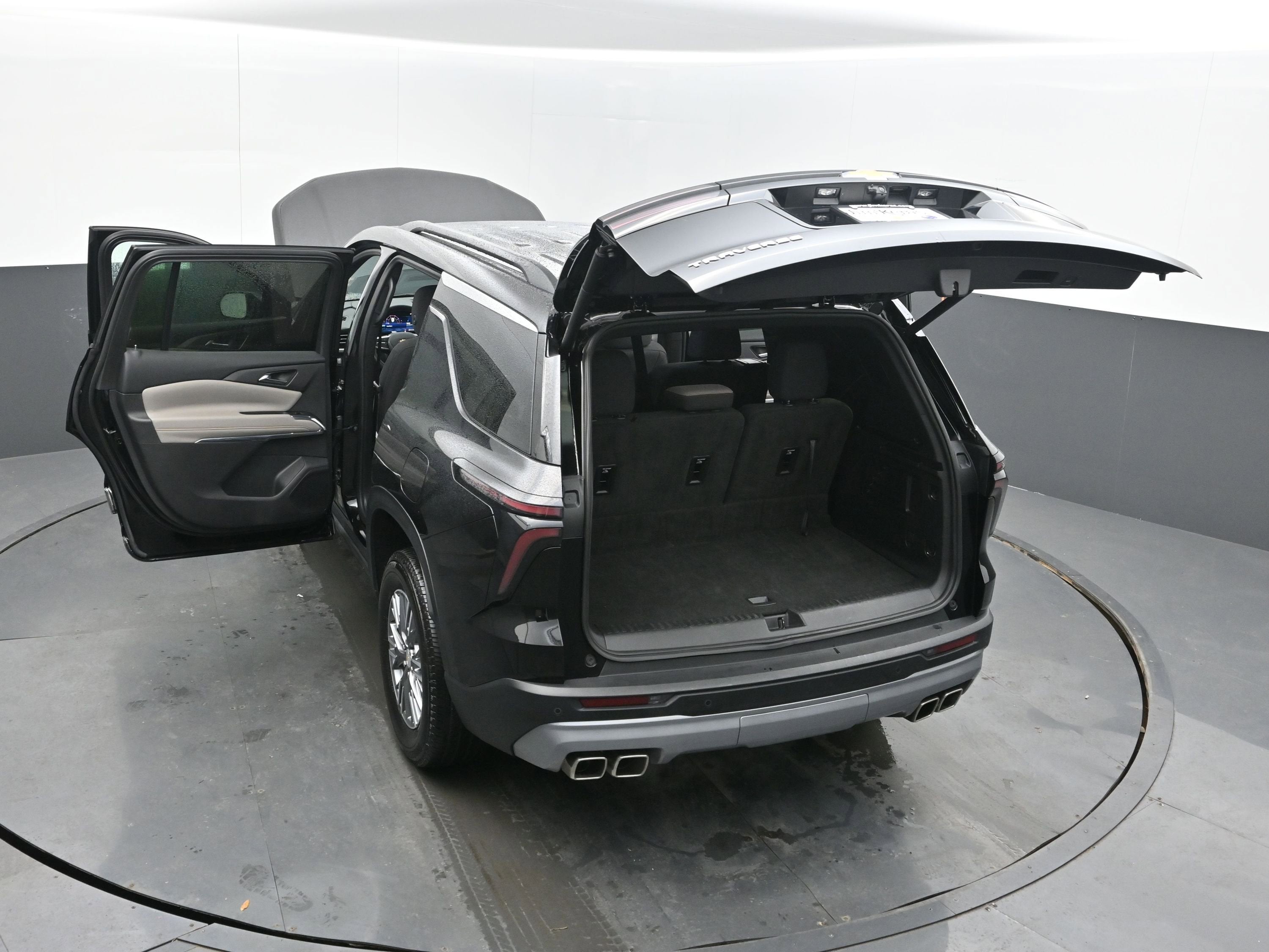 2025 Chevrolet Traverse FWD LT