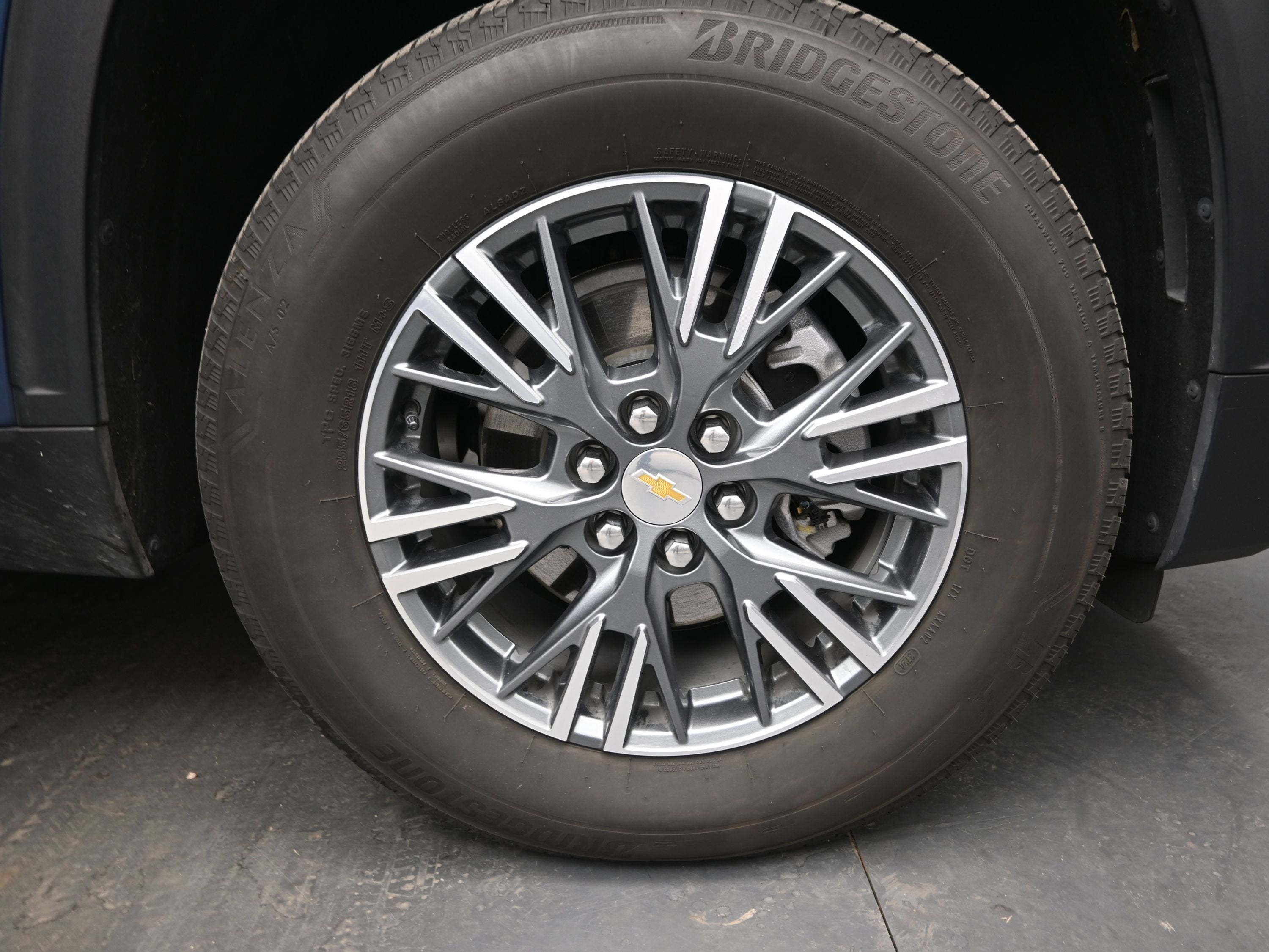 2025 Chevrolet Traverse FWD LT