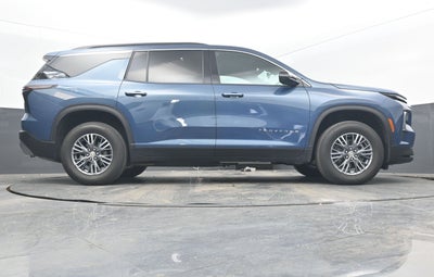 2025 Chevrolet Traverse FWD LT