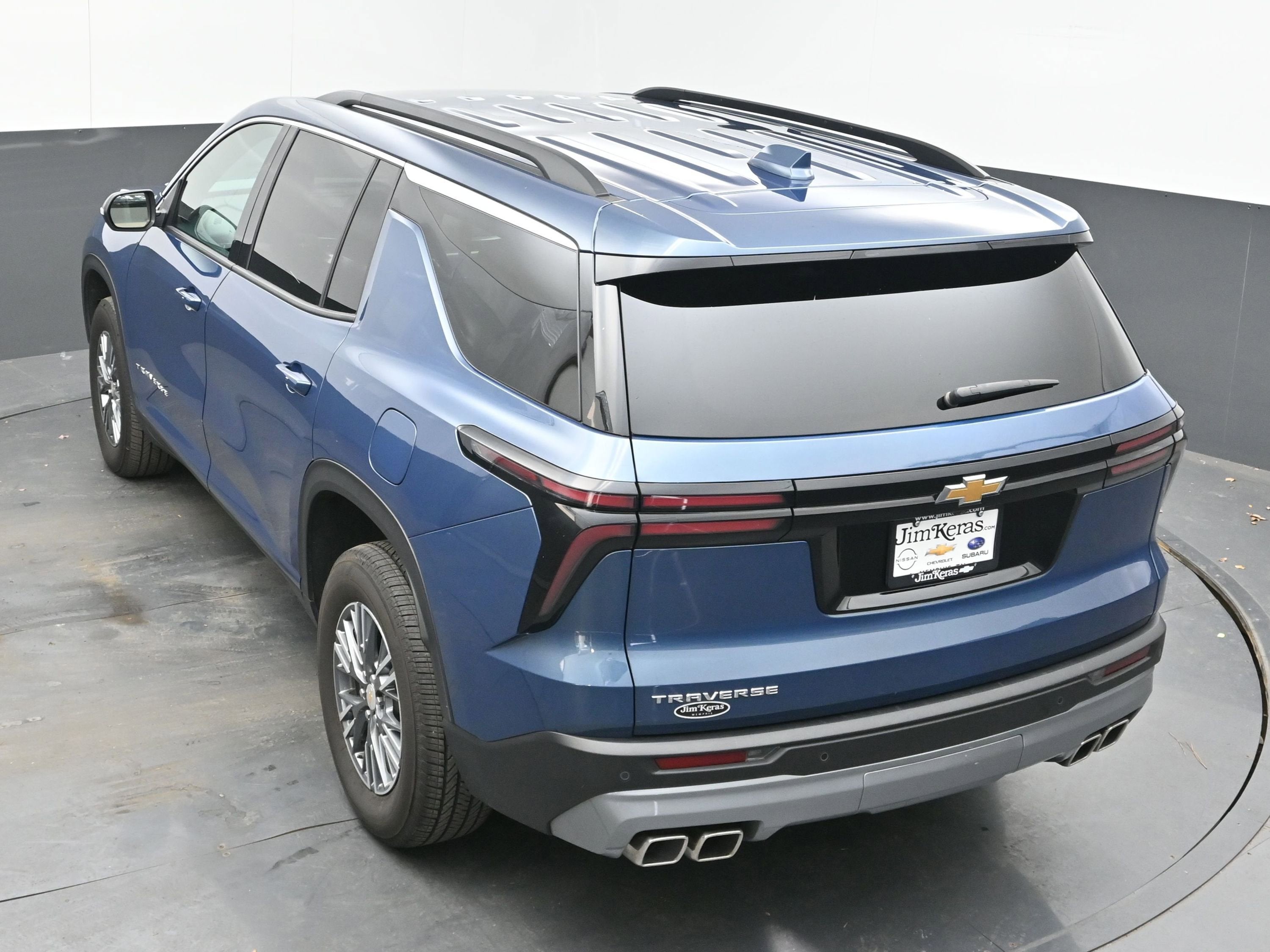 2025 Chevrolet Traverse FWD LT