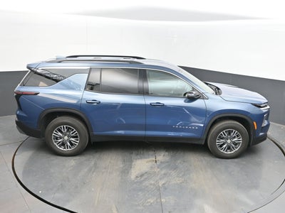 2025 Chevrolet Traverse FWD LT