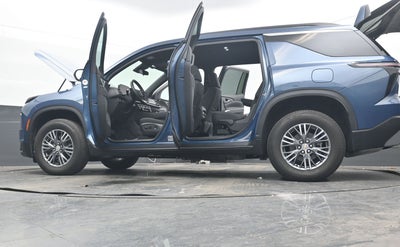 2025 Chevrolet Traverse FWD LT