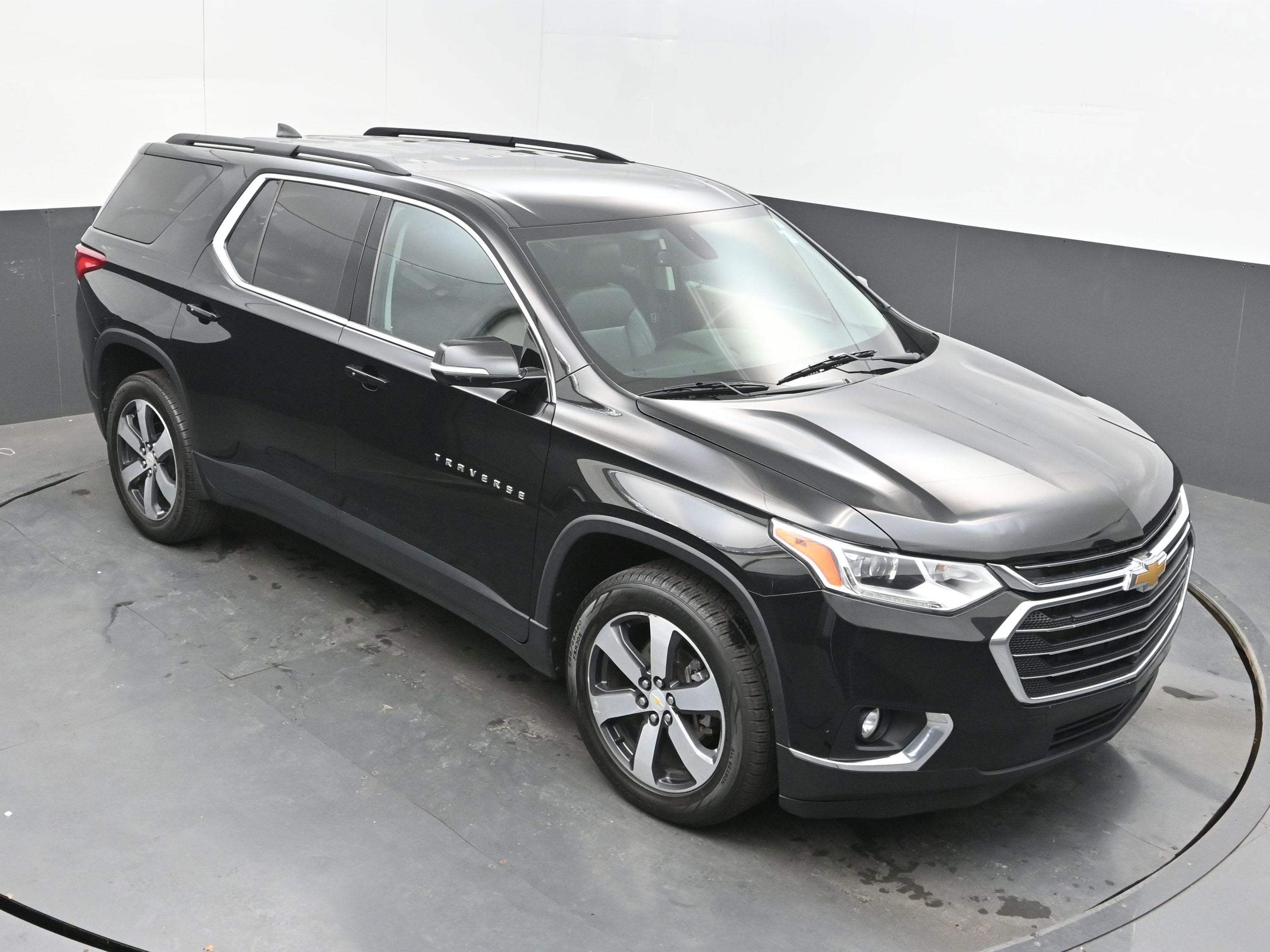 2020 Chevrolet Traverse LT Leather