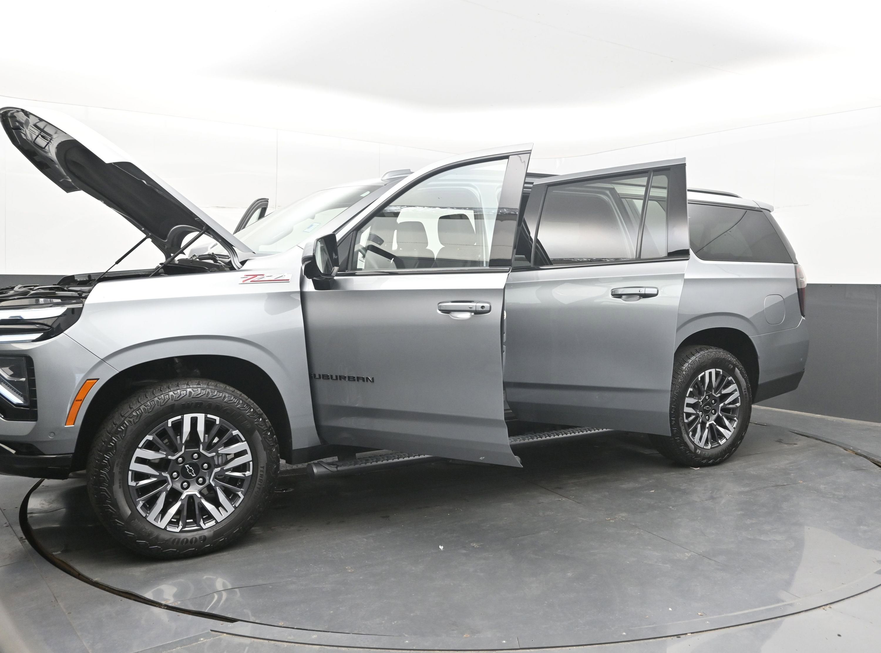 2025 Chevrolet Suburban Z71