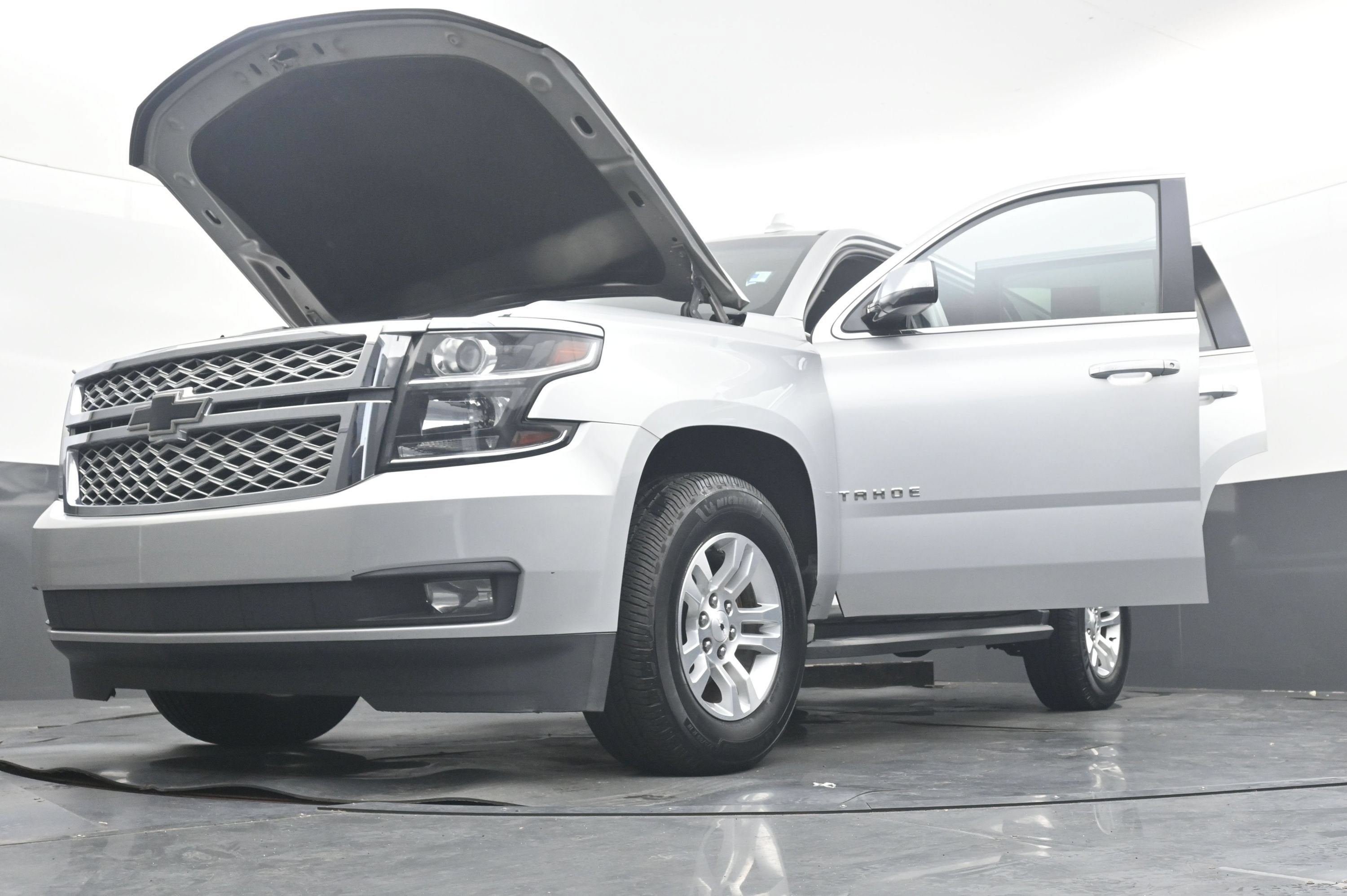 2017 Chevrolet Tahoe LS