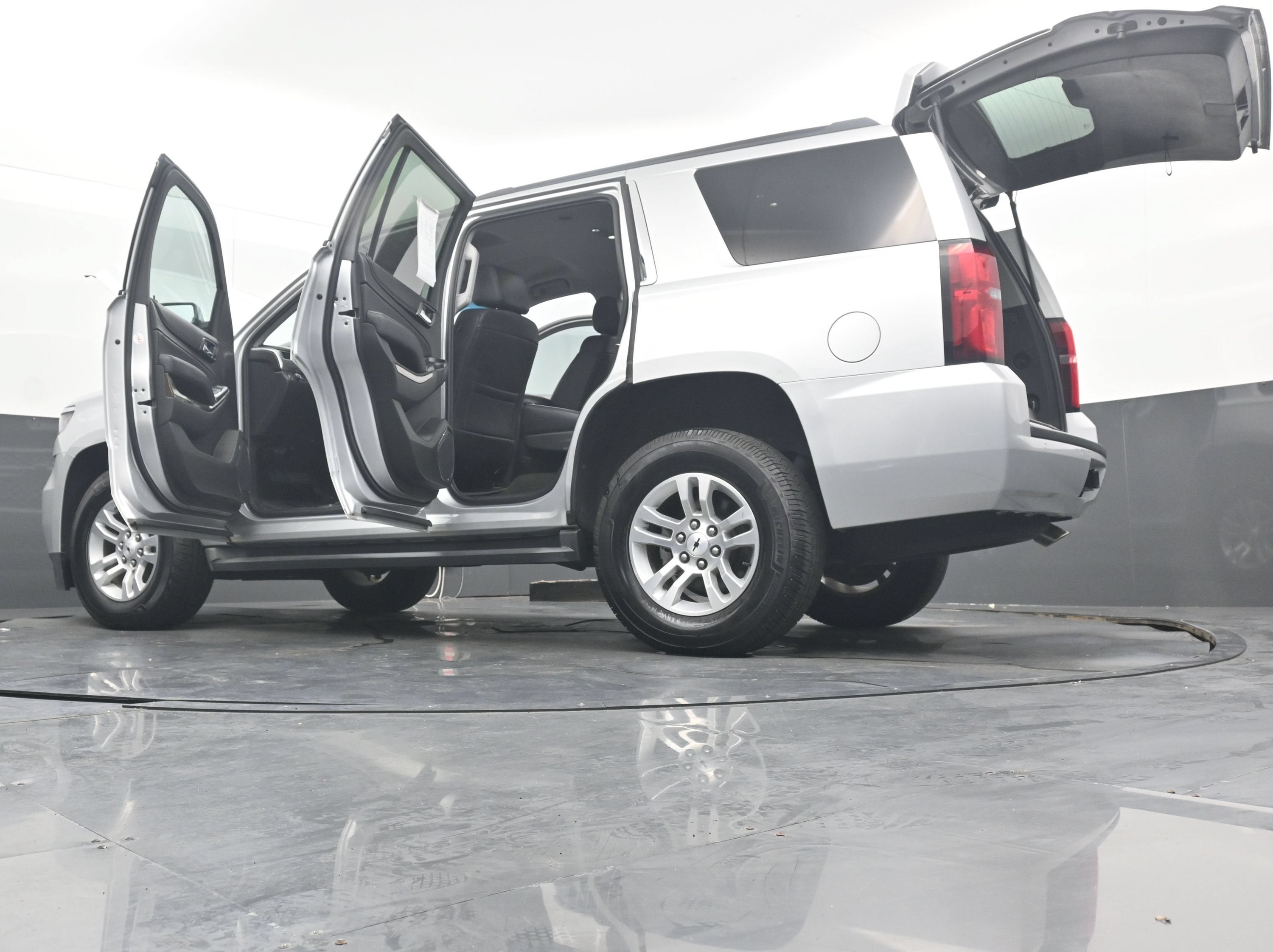 2017 Chevrolet Tahoe LS