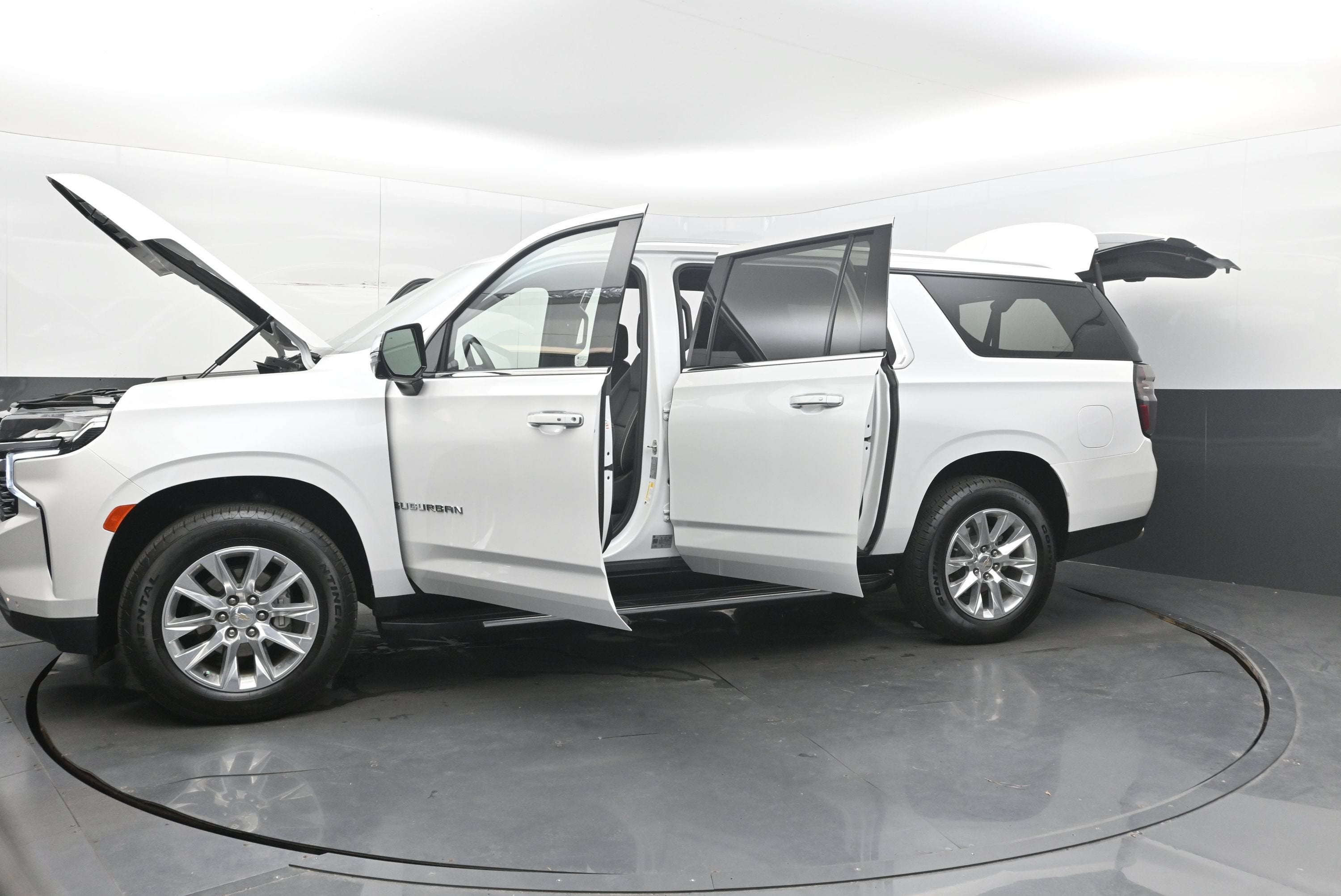 2024 Chevrolet Suburban Premier
