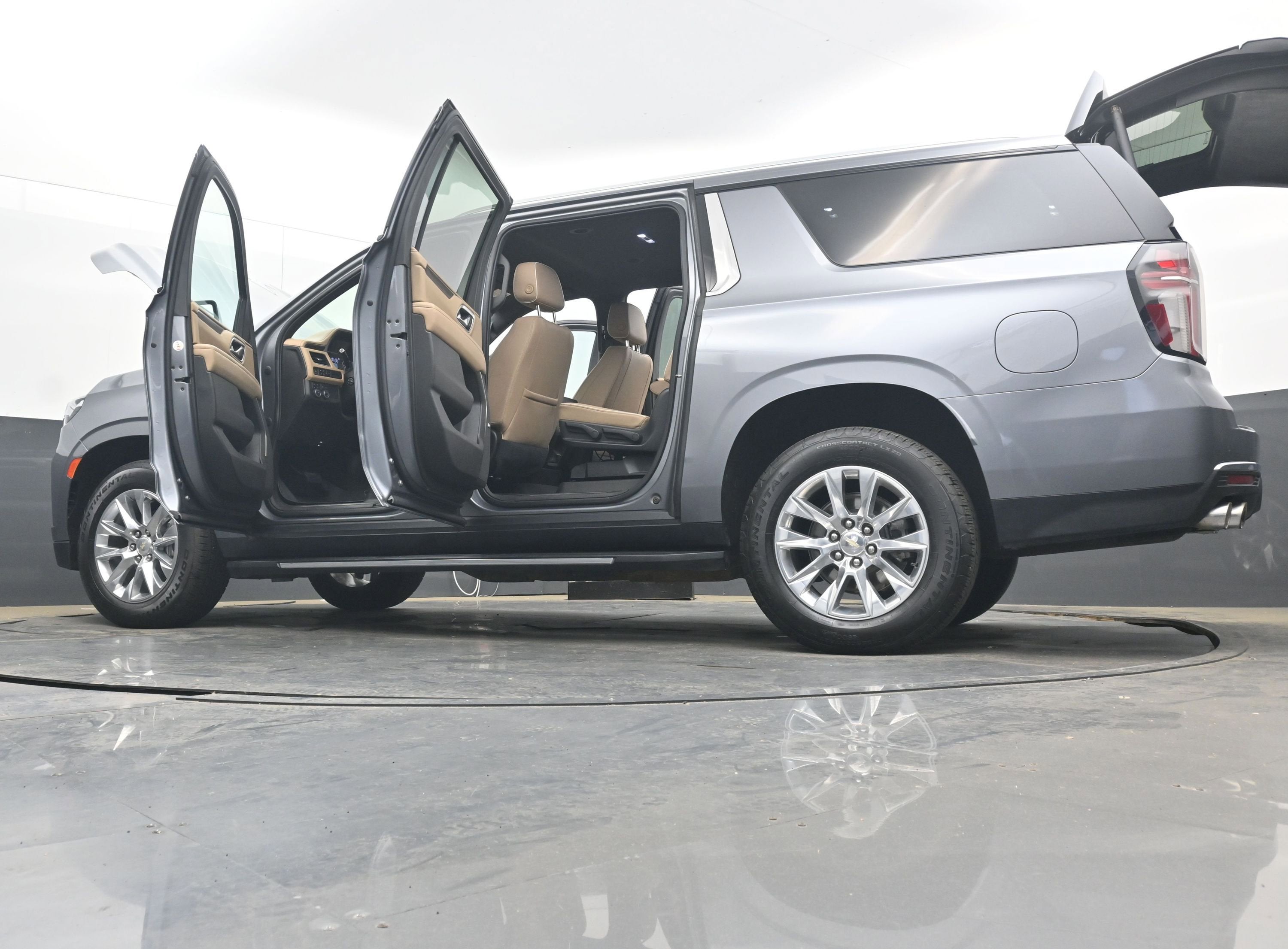 2021 Chevrolet Suburban Premier