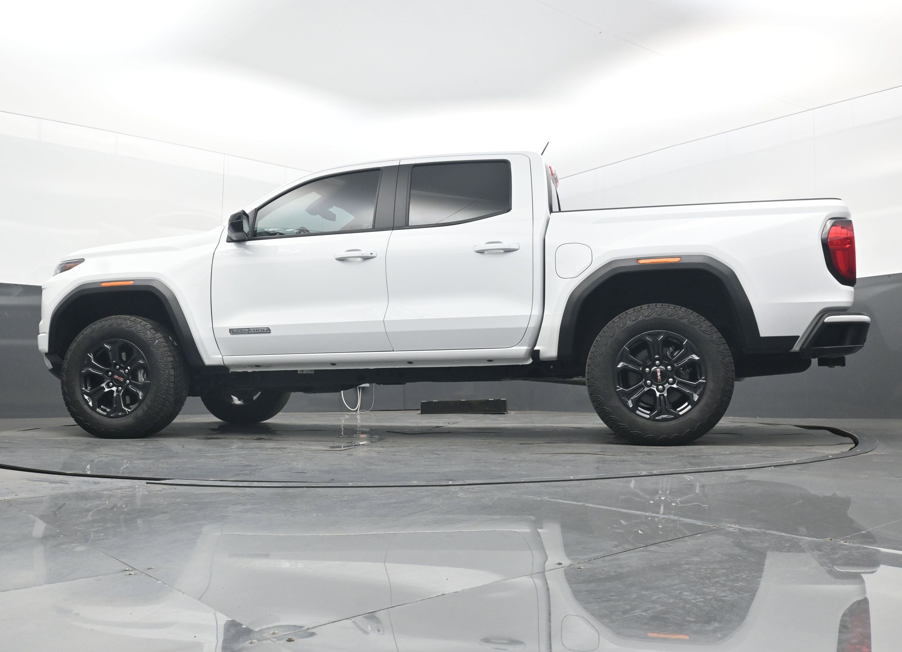 2025 GMC Canyon 2WD Elevation