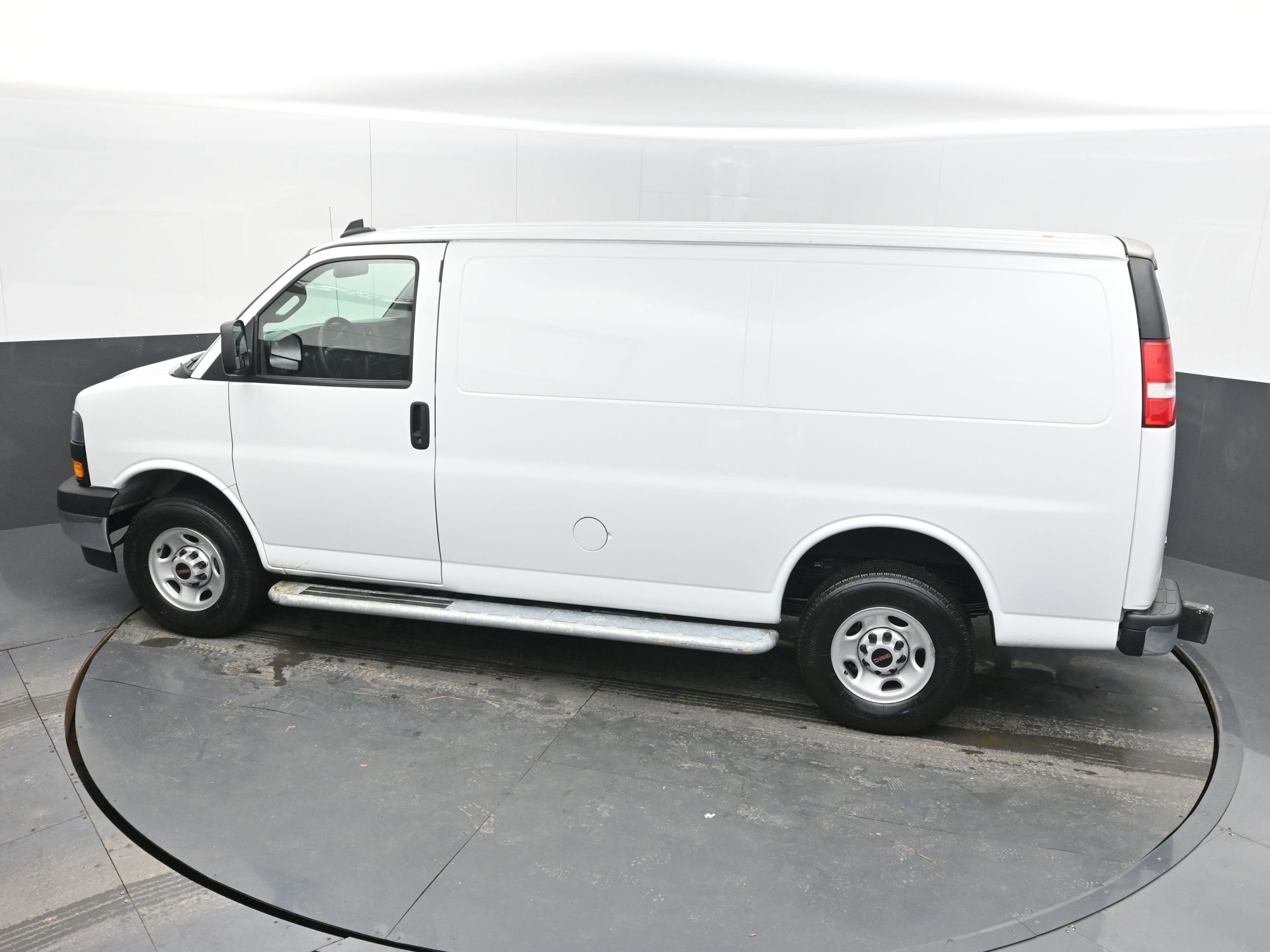 2024 GMC Savana Cargo Van Work Van