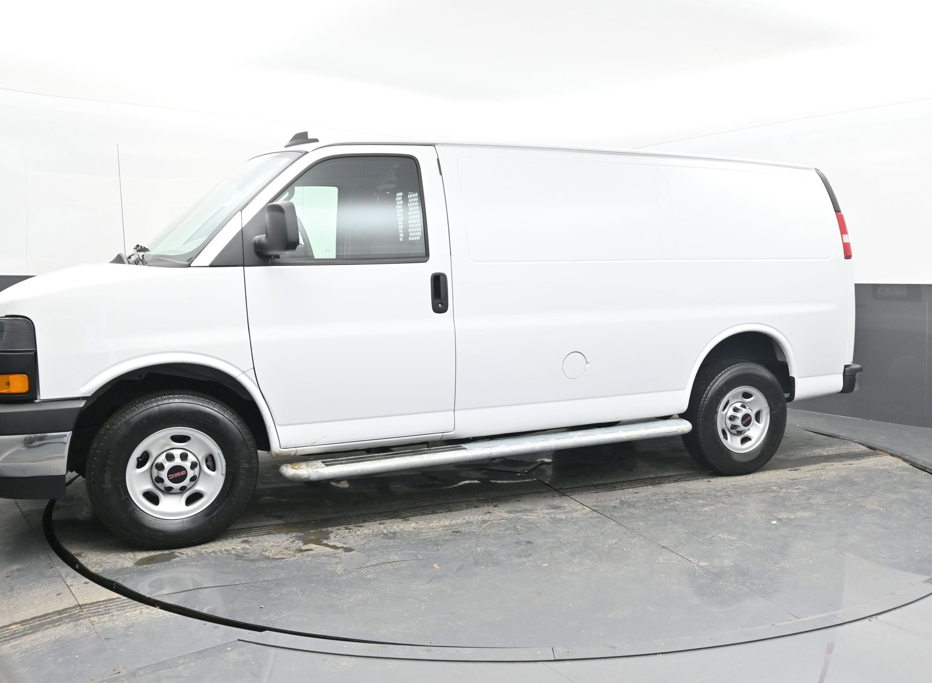 2024 GMC Savana Cargo Van Work Van