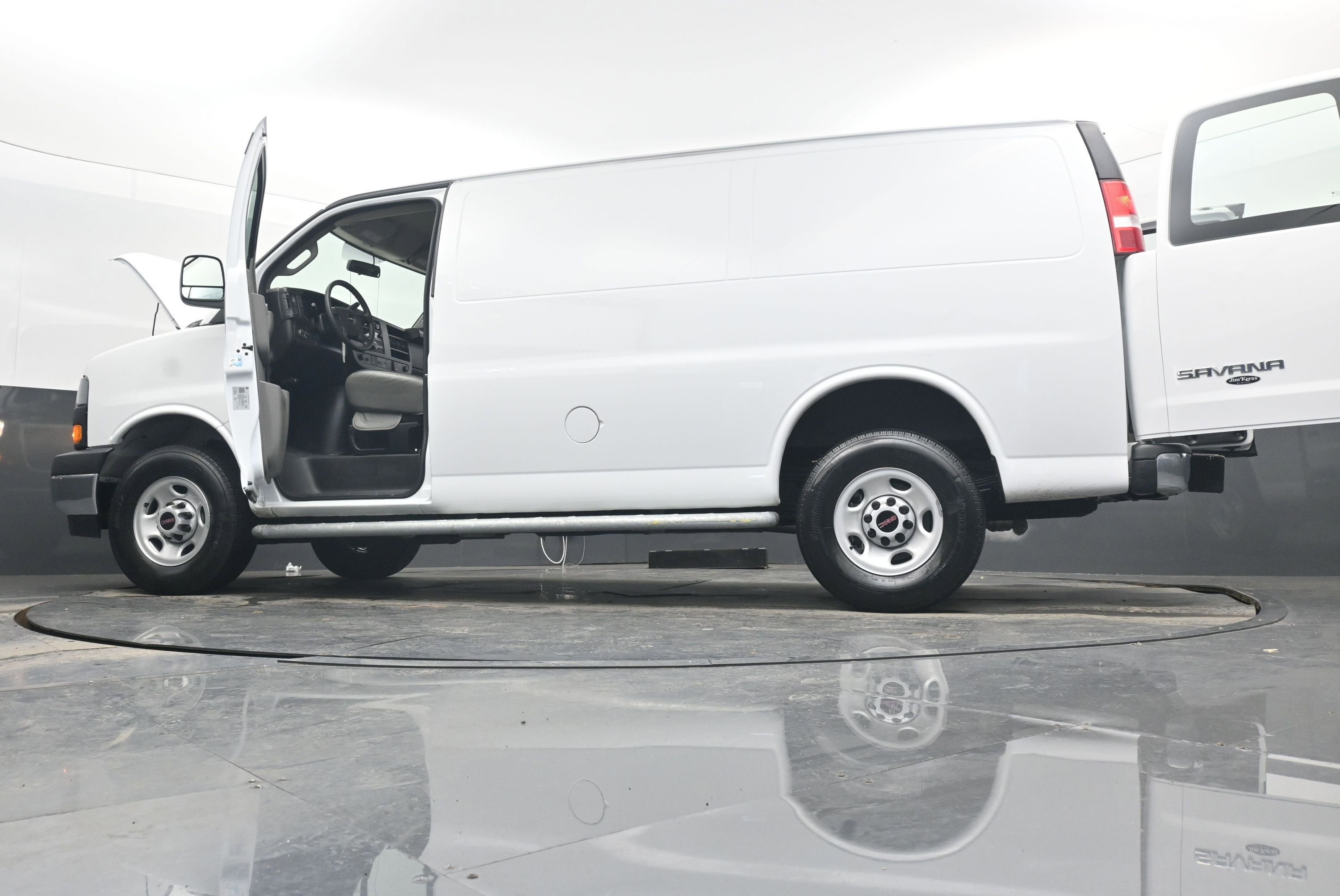 2024 GMC Savana Cargo Van Work Van