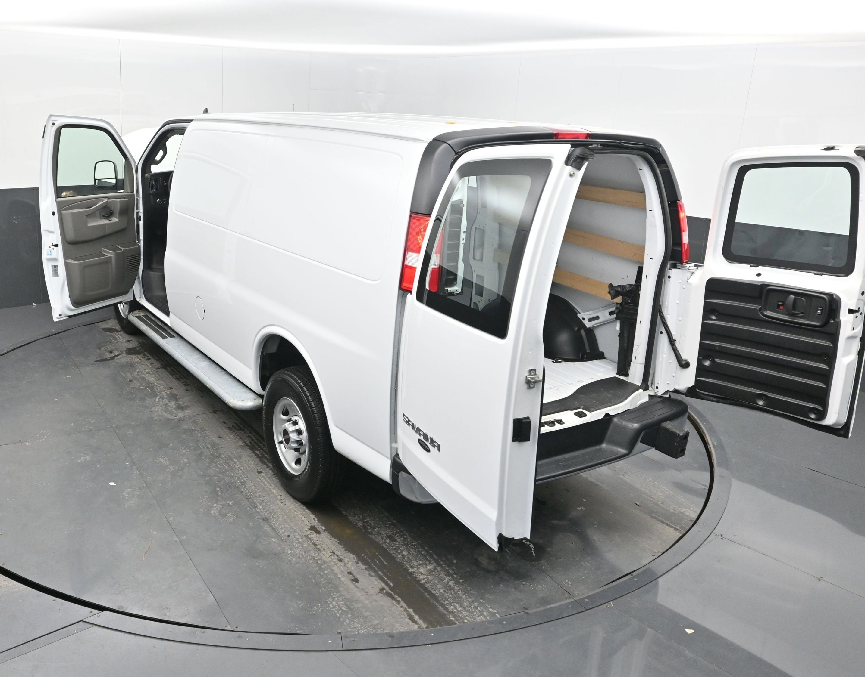 2024 GMC Savana Cargo Van Work Van