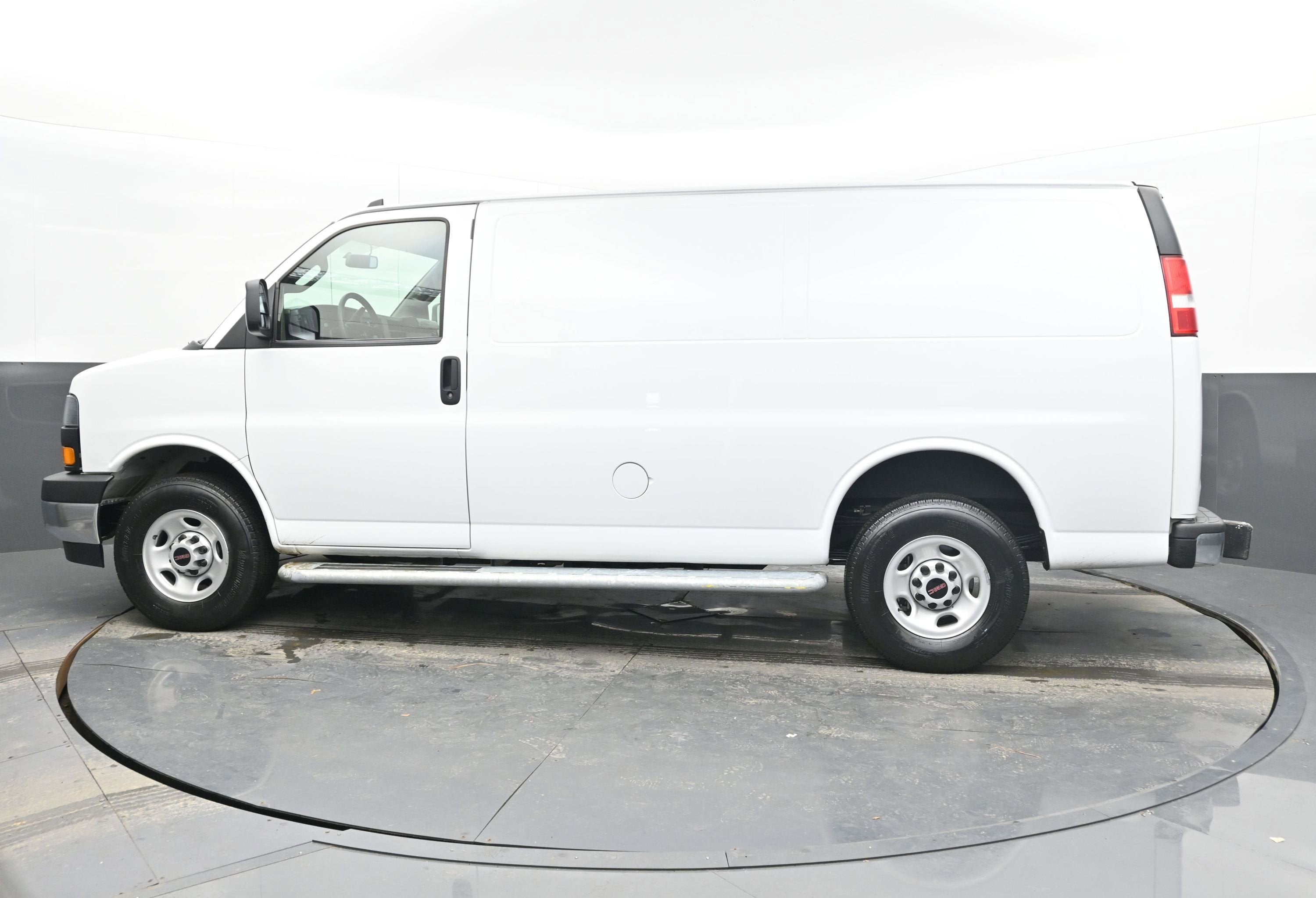 2024 GMC Savana Cargo Van Work Van