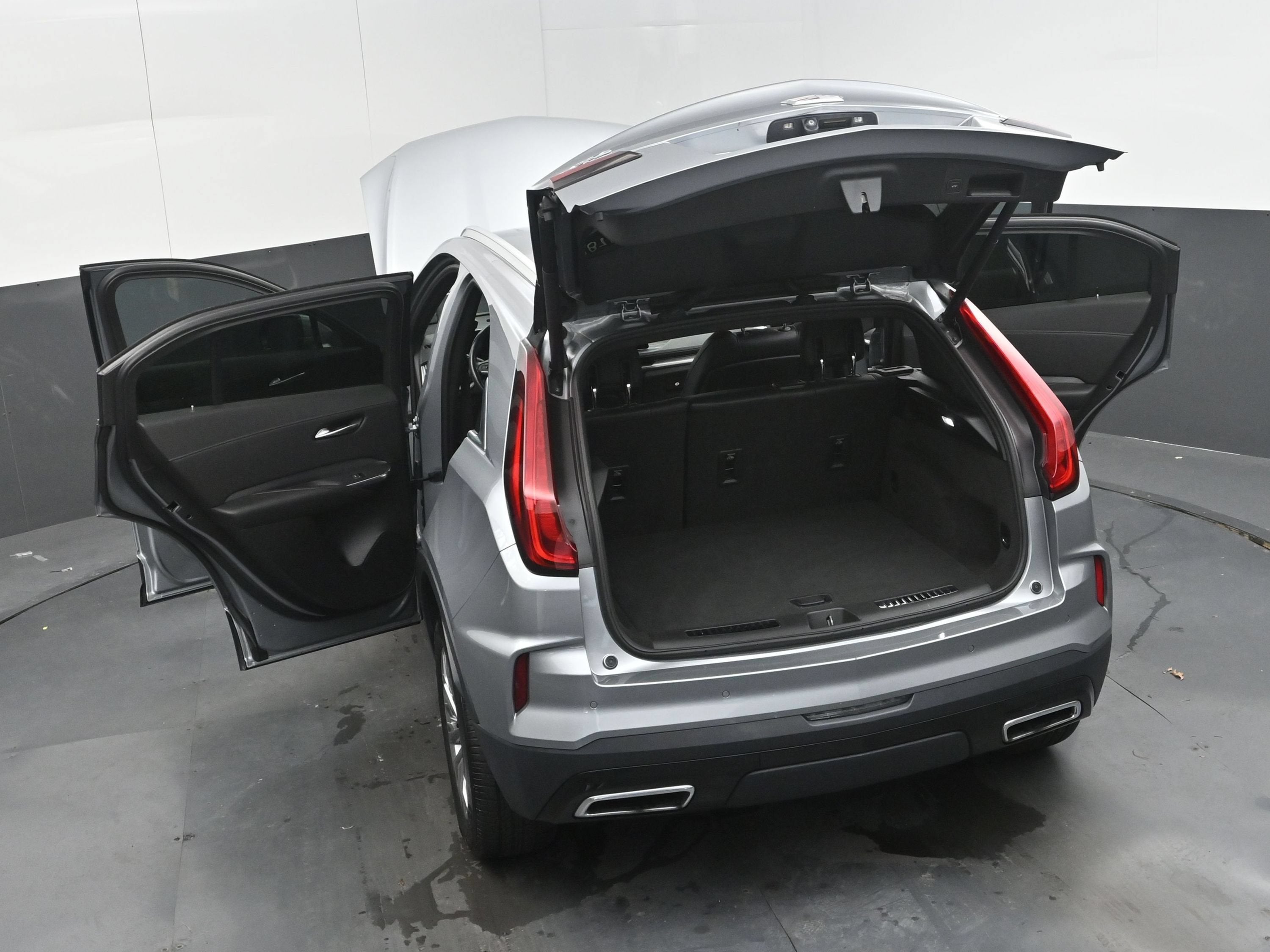 2024 Cadillac XT4 FWD Premium Luxury