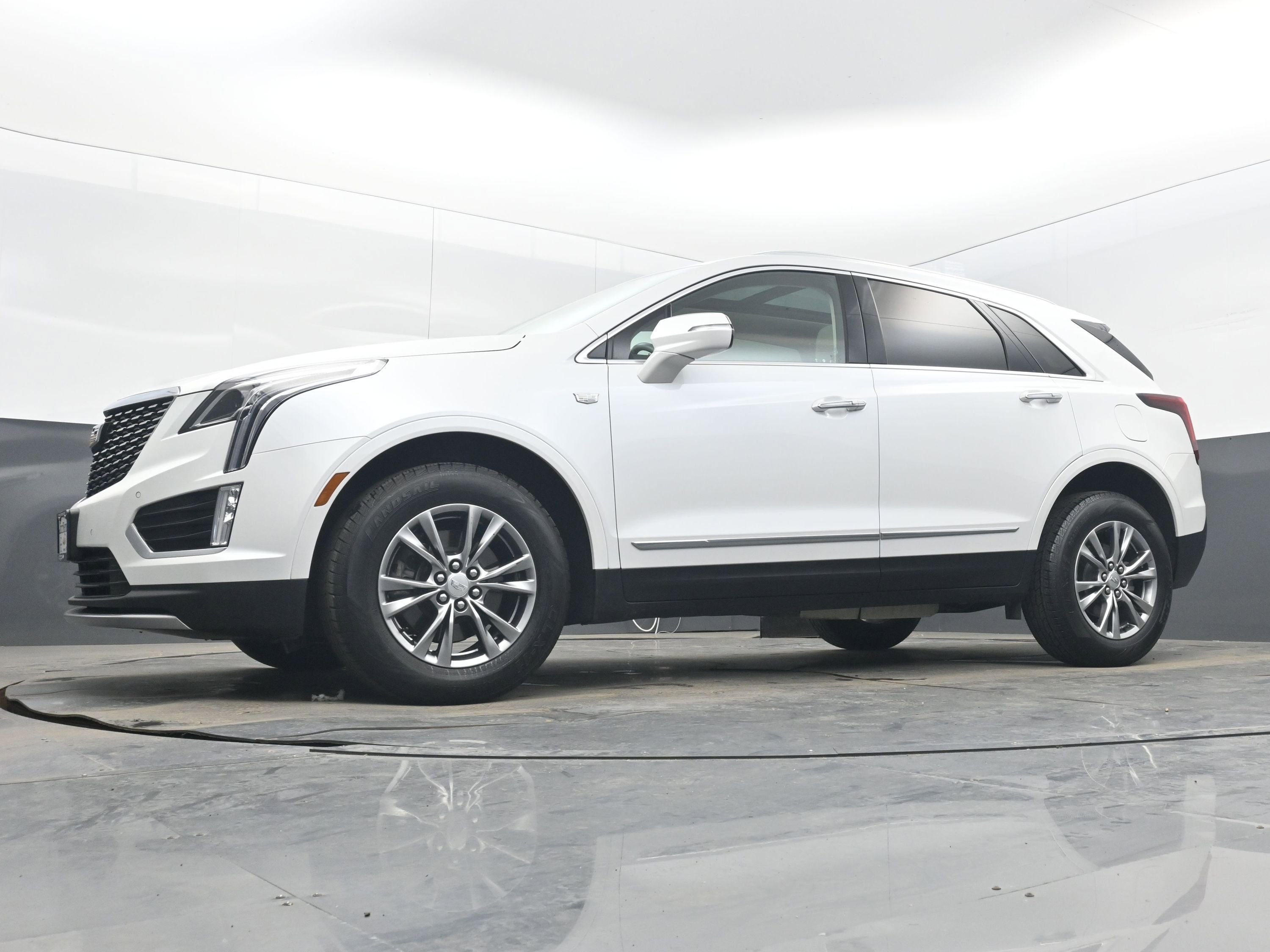 2023 Cadillac XT5 AWD Premium Luxury