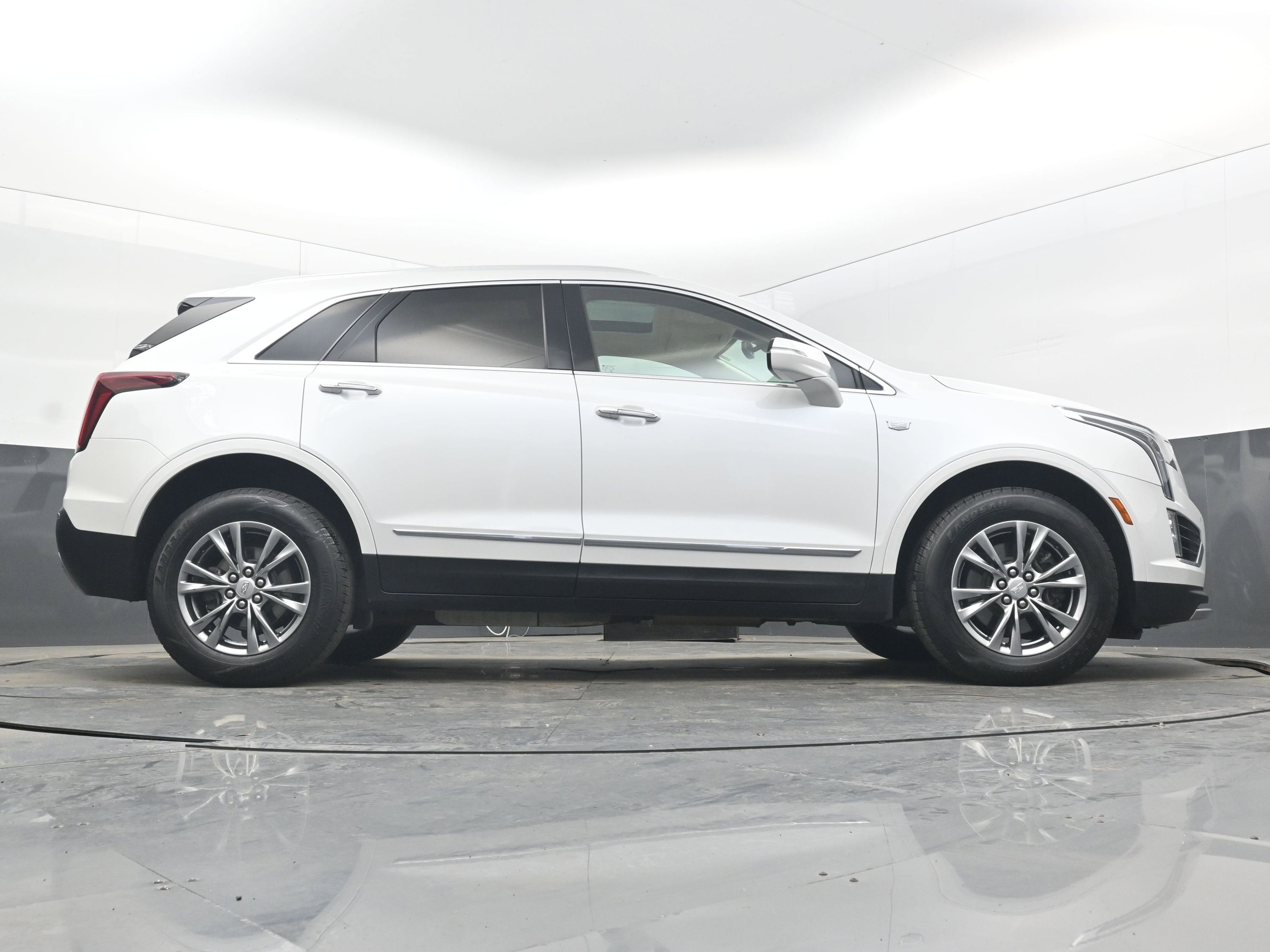 2023 Cadillac XT5 AWD Premium Luxury