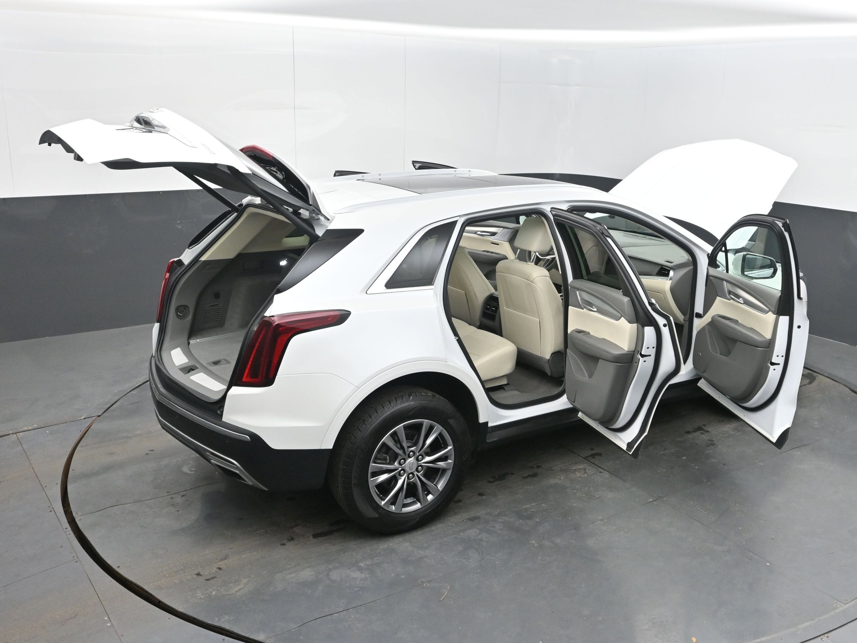 2023 Cadillac XT5 AWD Premium Luxury