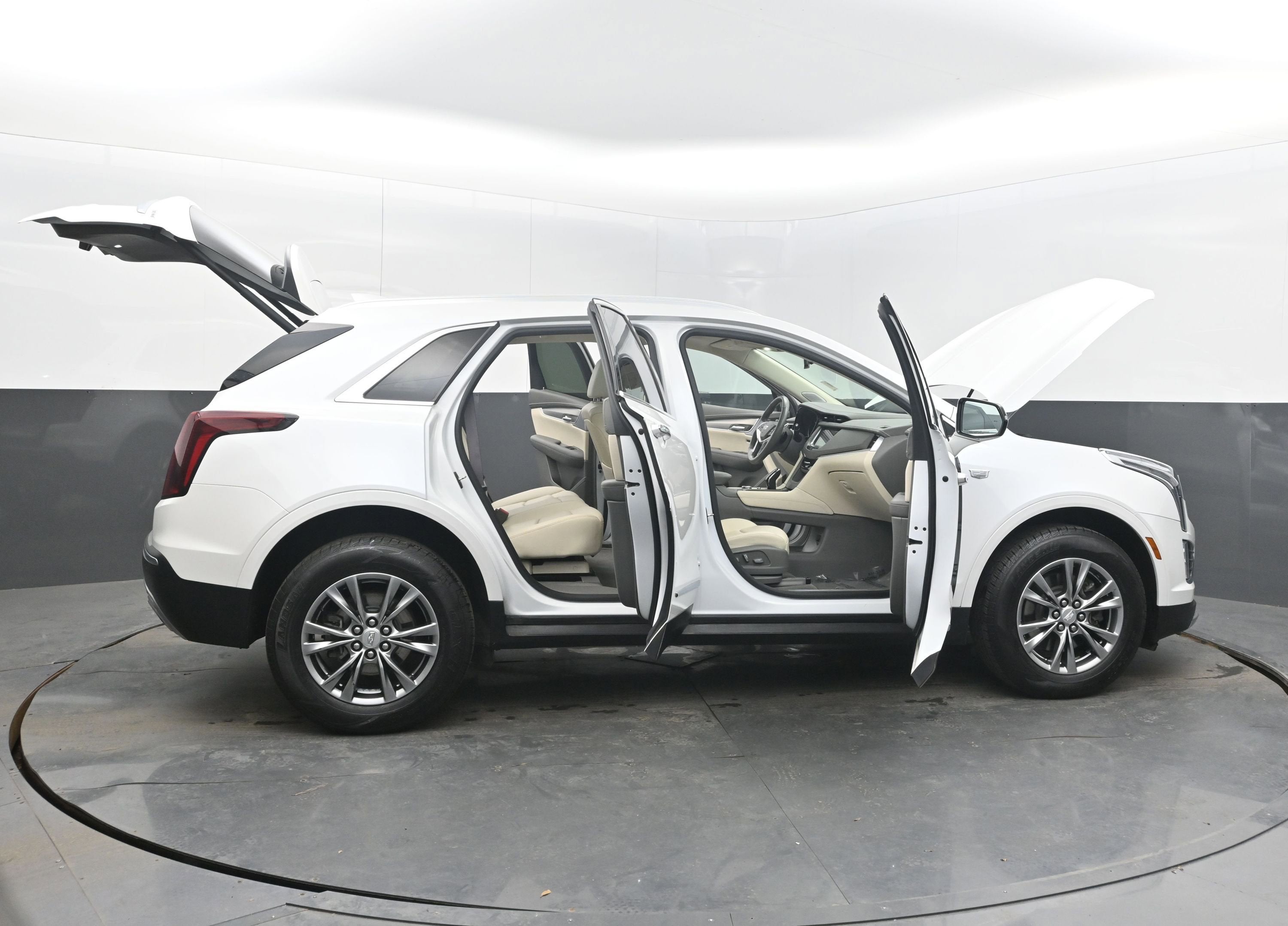 2023 Cadillac XT5 AWD Premium Luxury