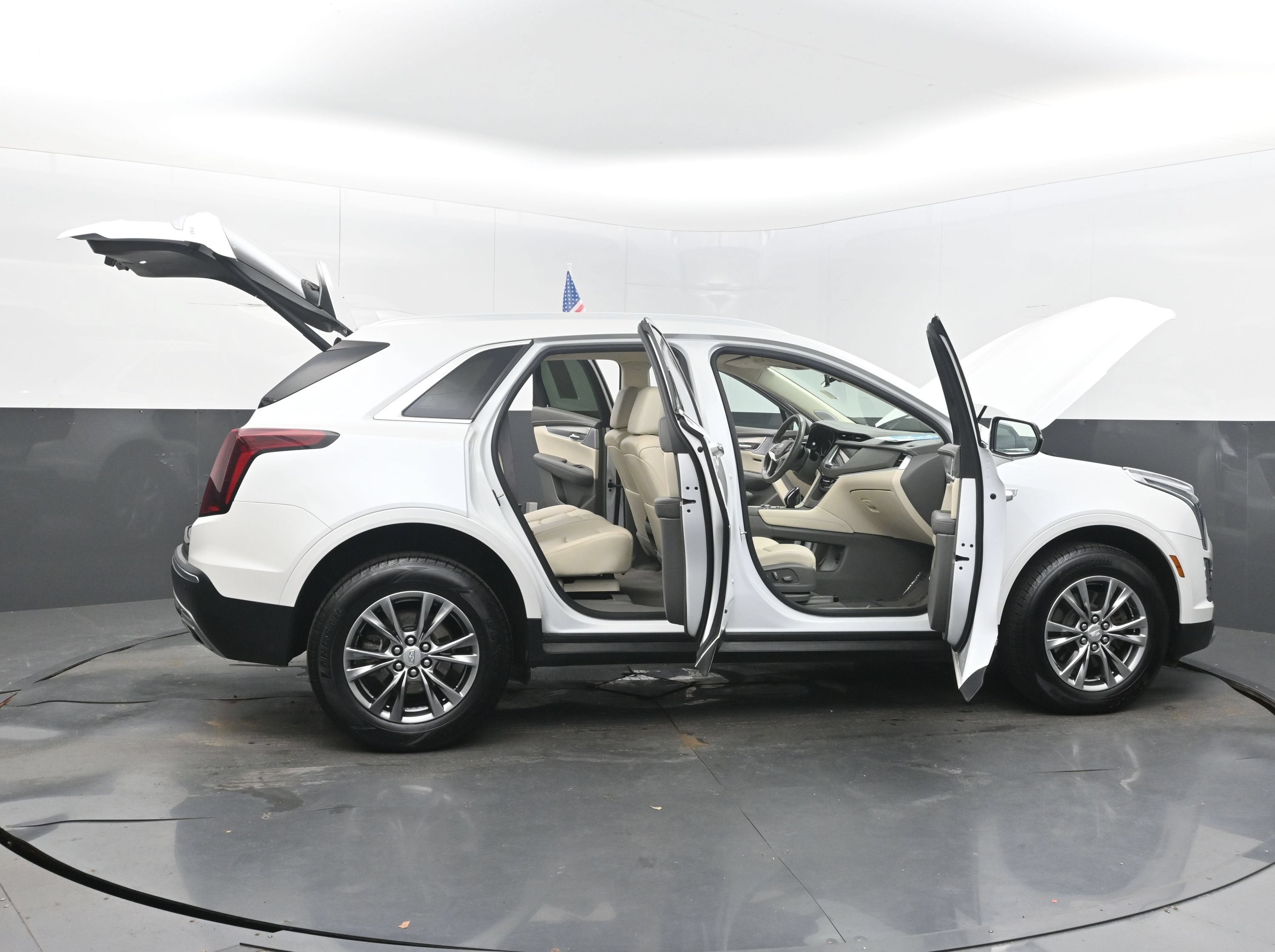 2023 Cadillac XT5 AWD Premium Luxury