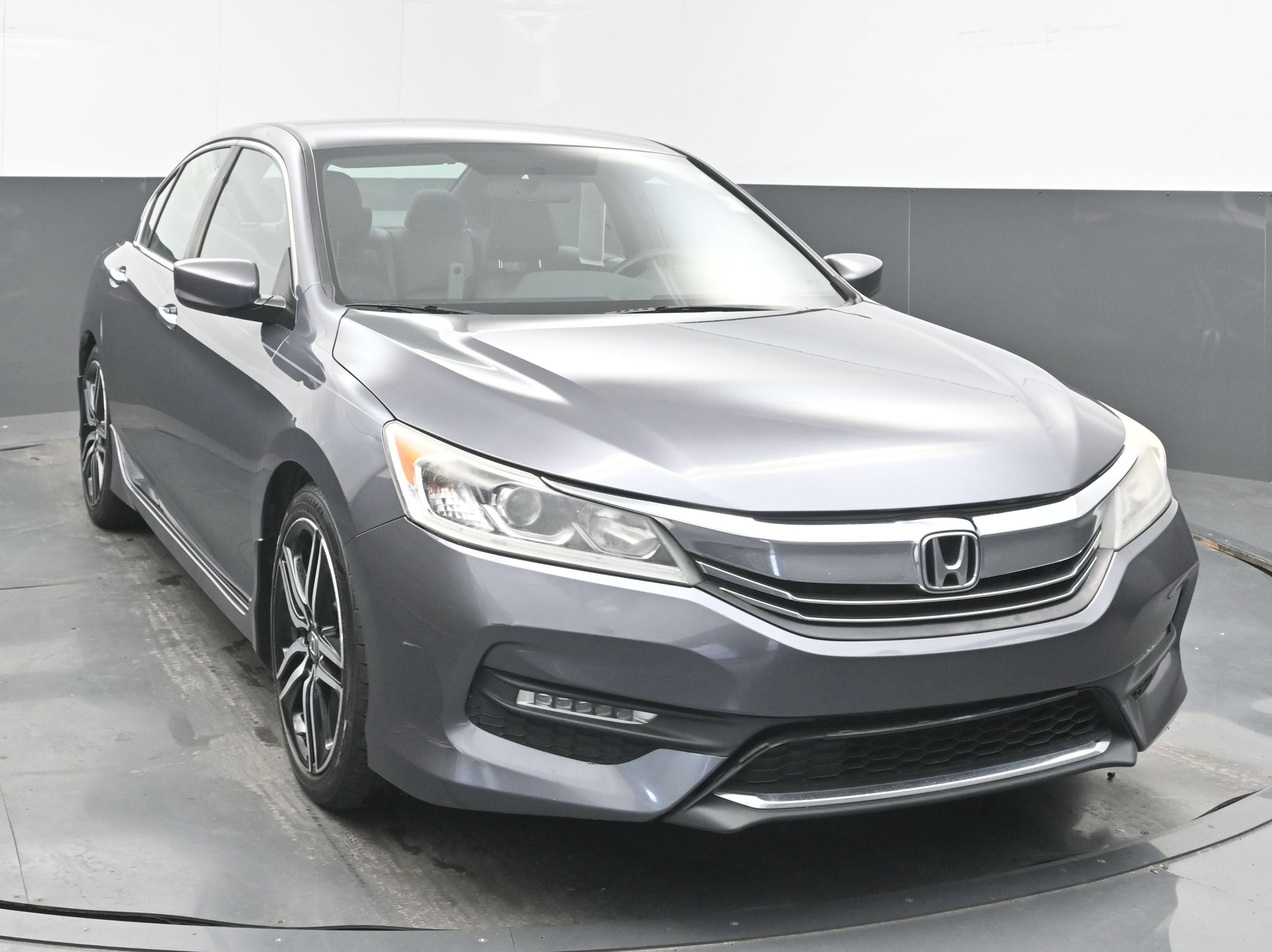 2017 Honda Accord Sedan Sport SE
