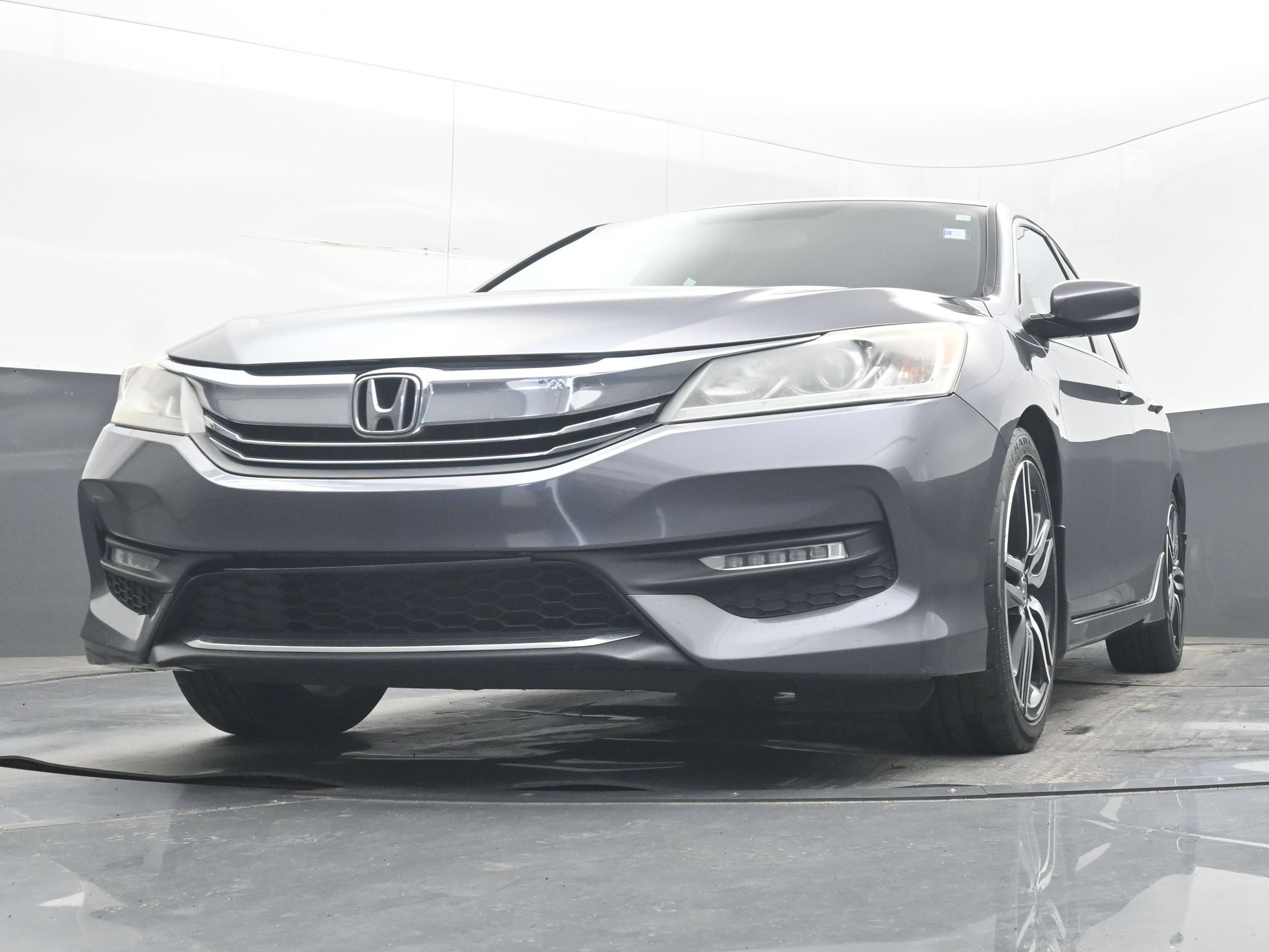 2017 Honda Accord Sedan Sport SE