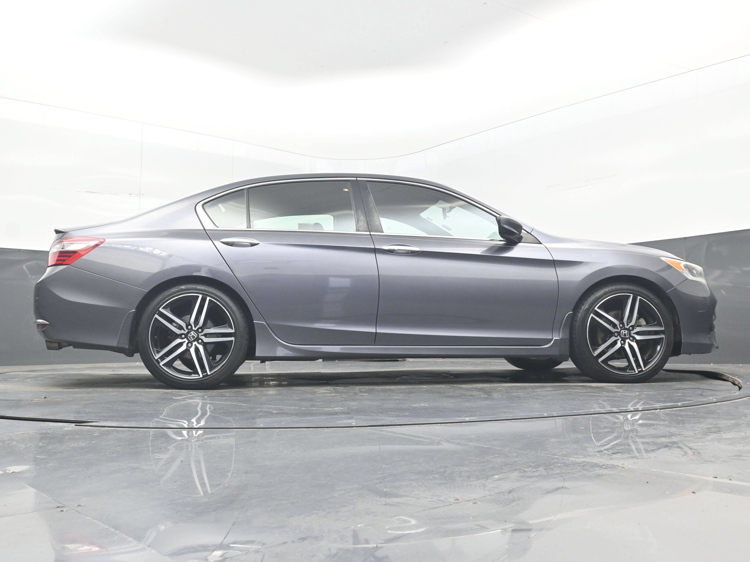 2017 Honda Accord Sedan Sport SE