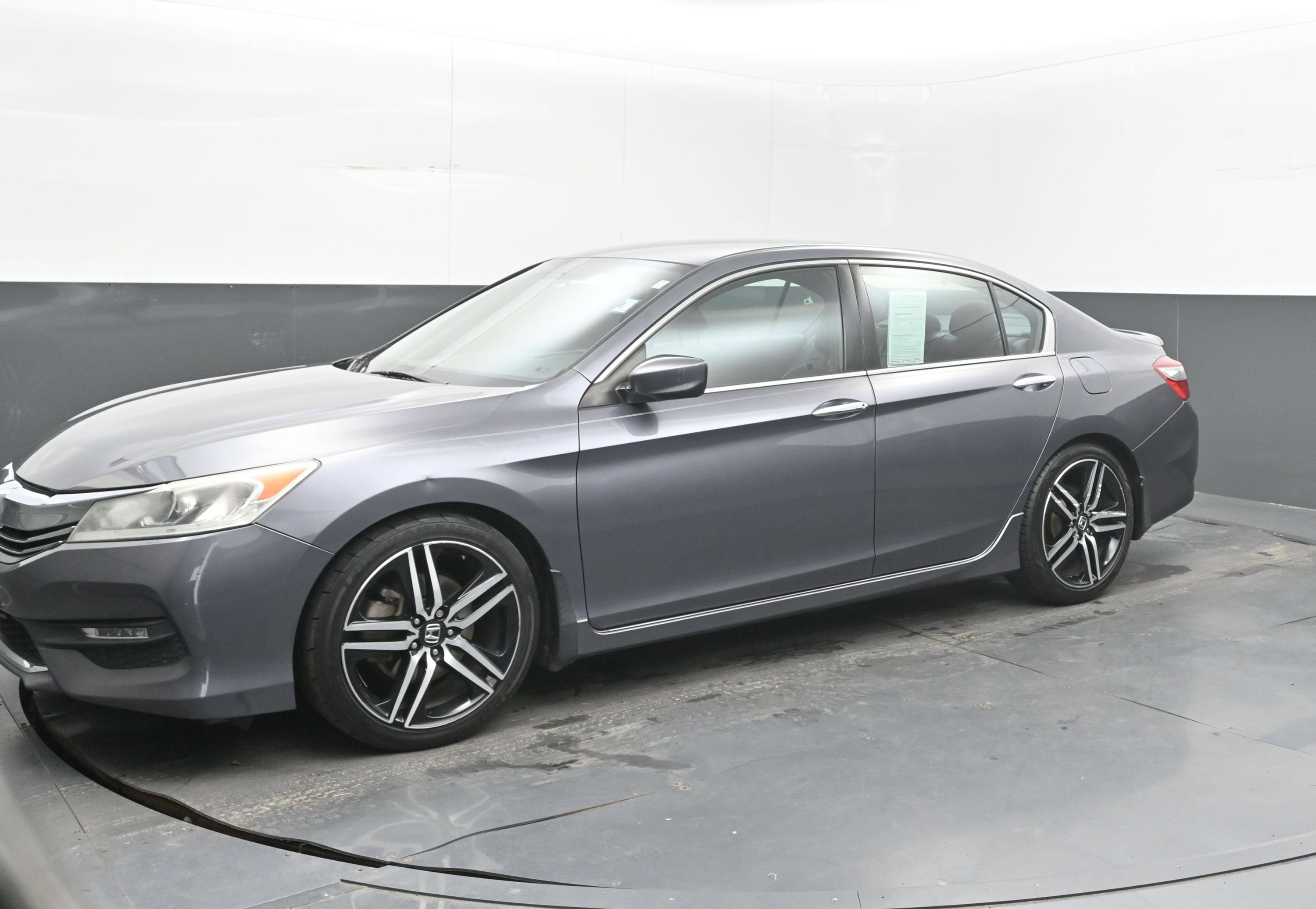 2017 Honda Accord Sedan Sport SE