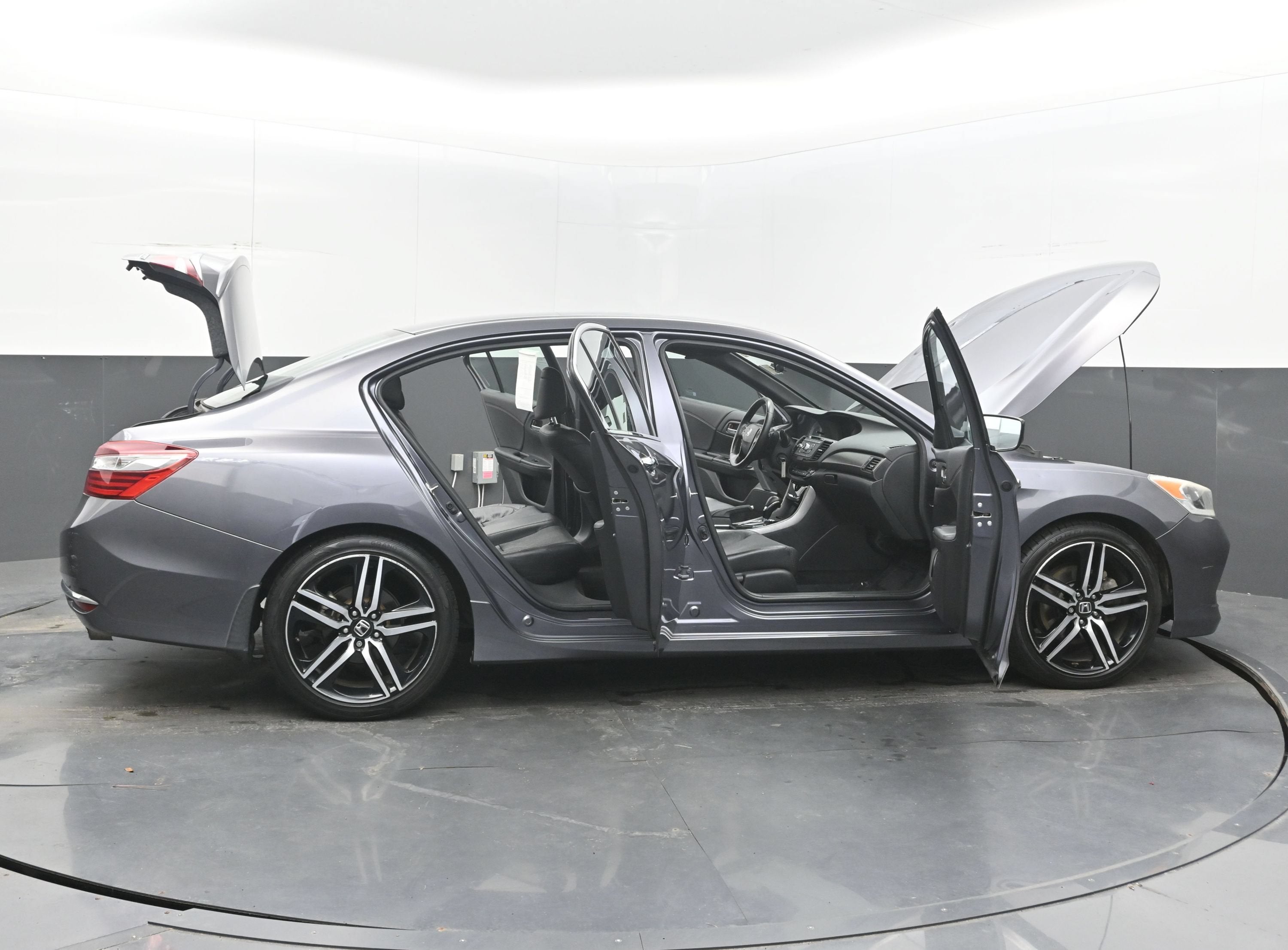 2017 Honda Accord Sedan Sport SE