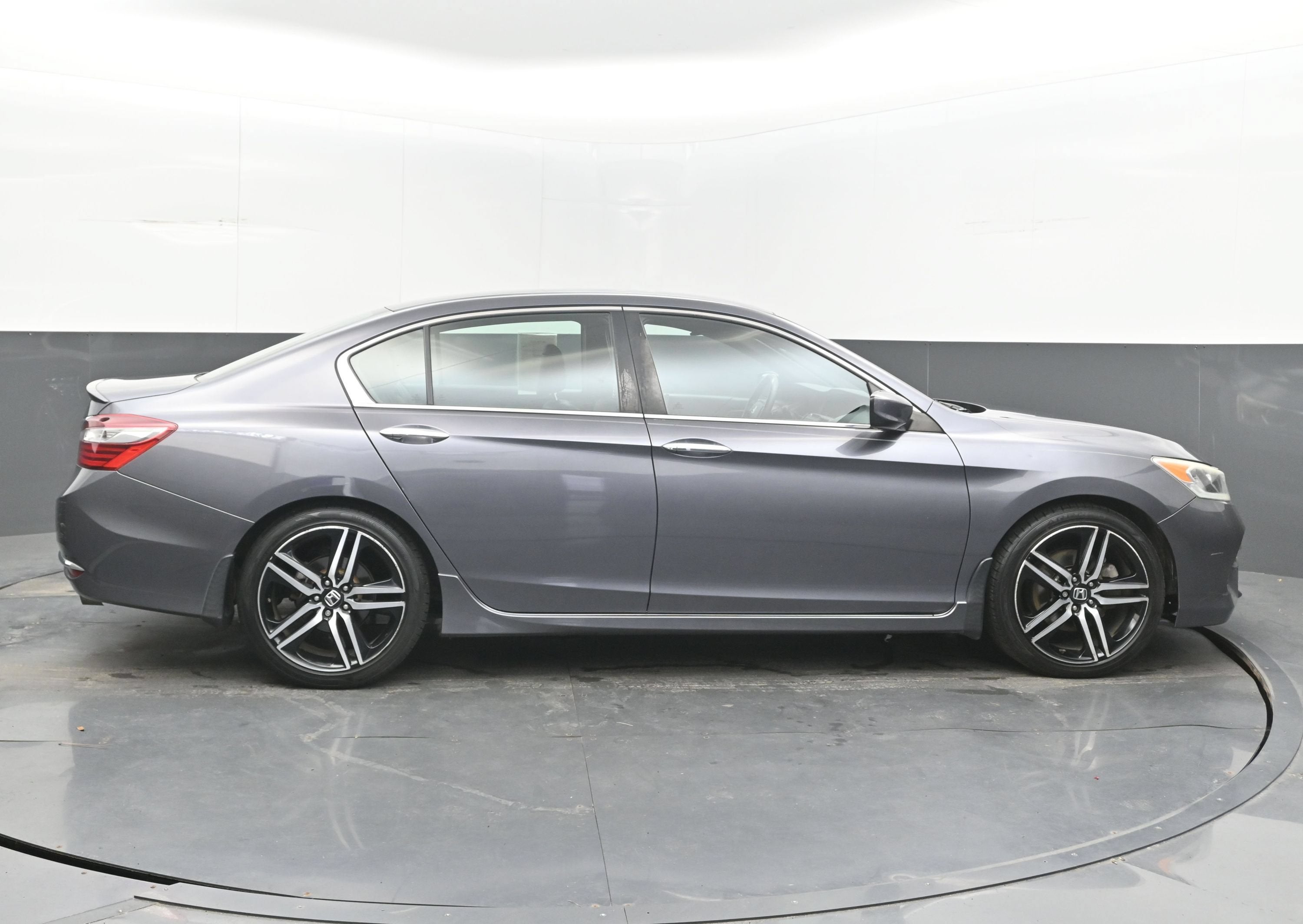 2017 Honda Accord Sedan Sport SE