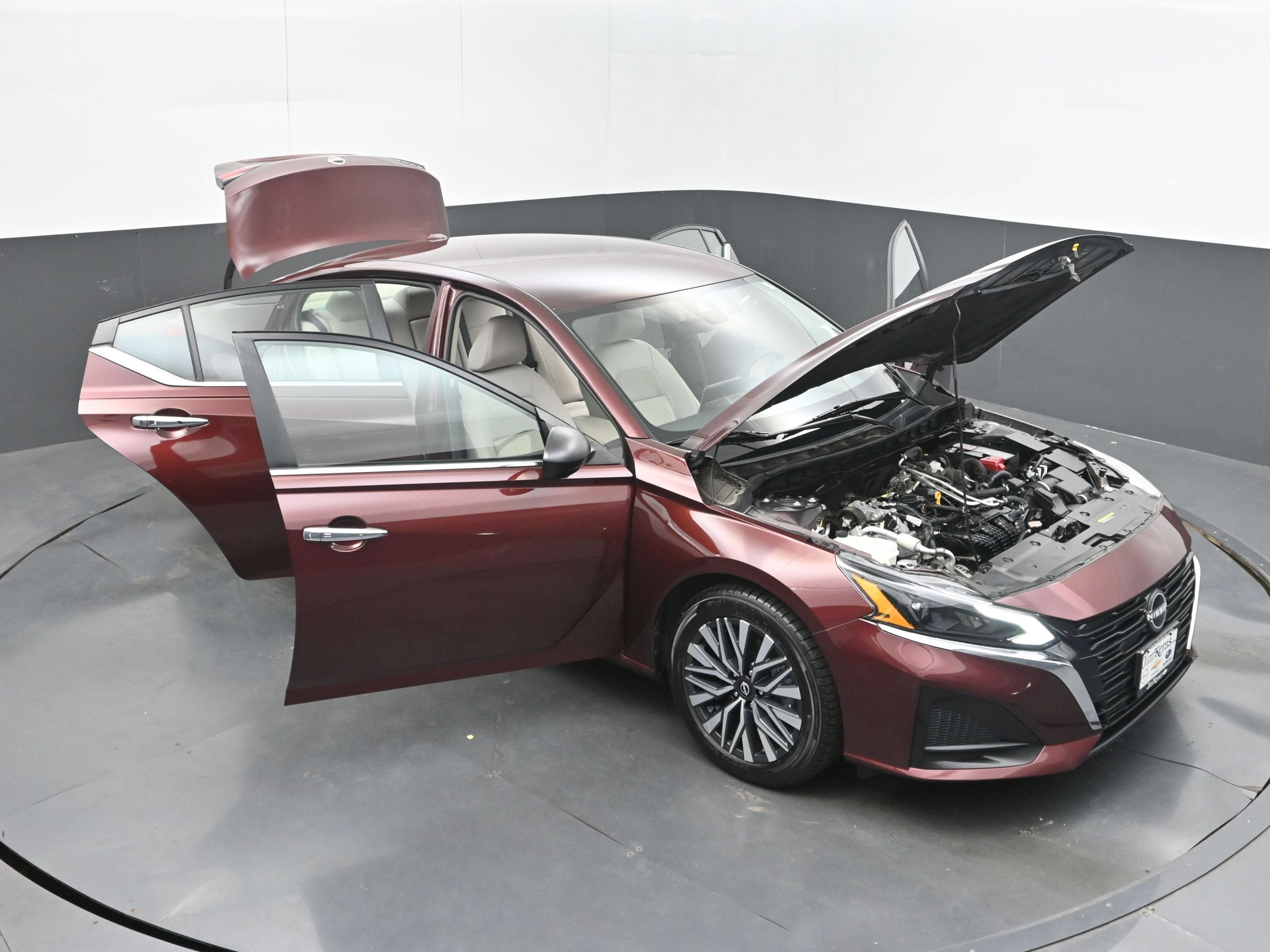 2025 Nissan Altima SV