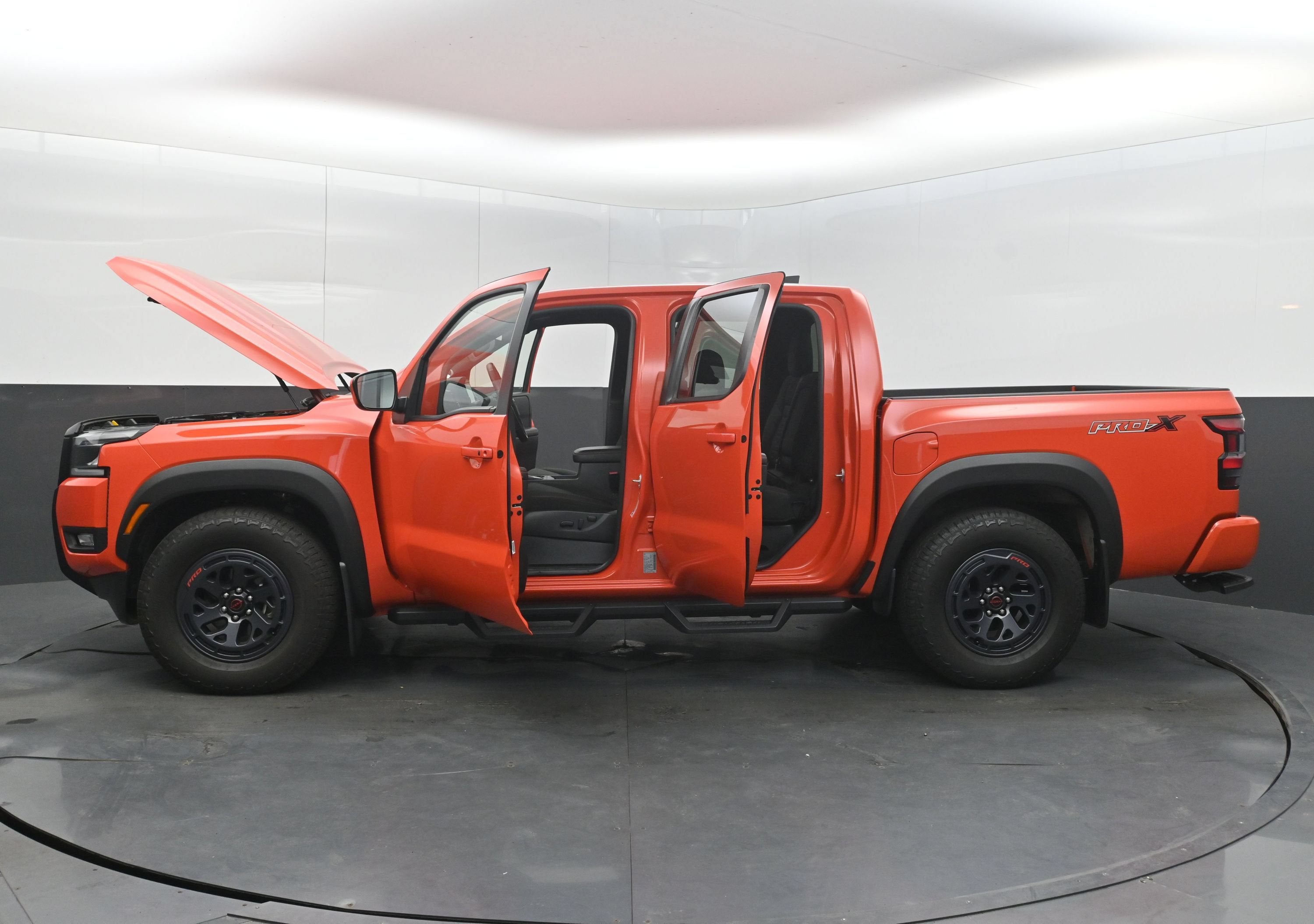 2025 Nissan Frontier PRO-X
