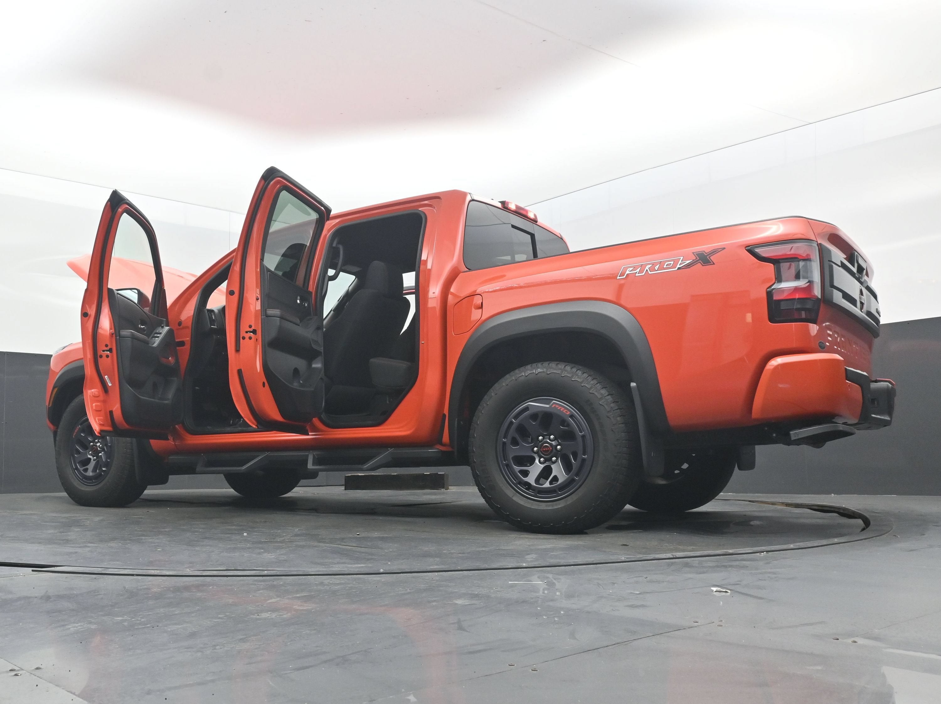 2025 Nissan Frontier PRO-X