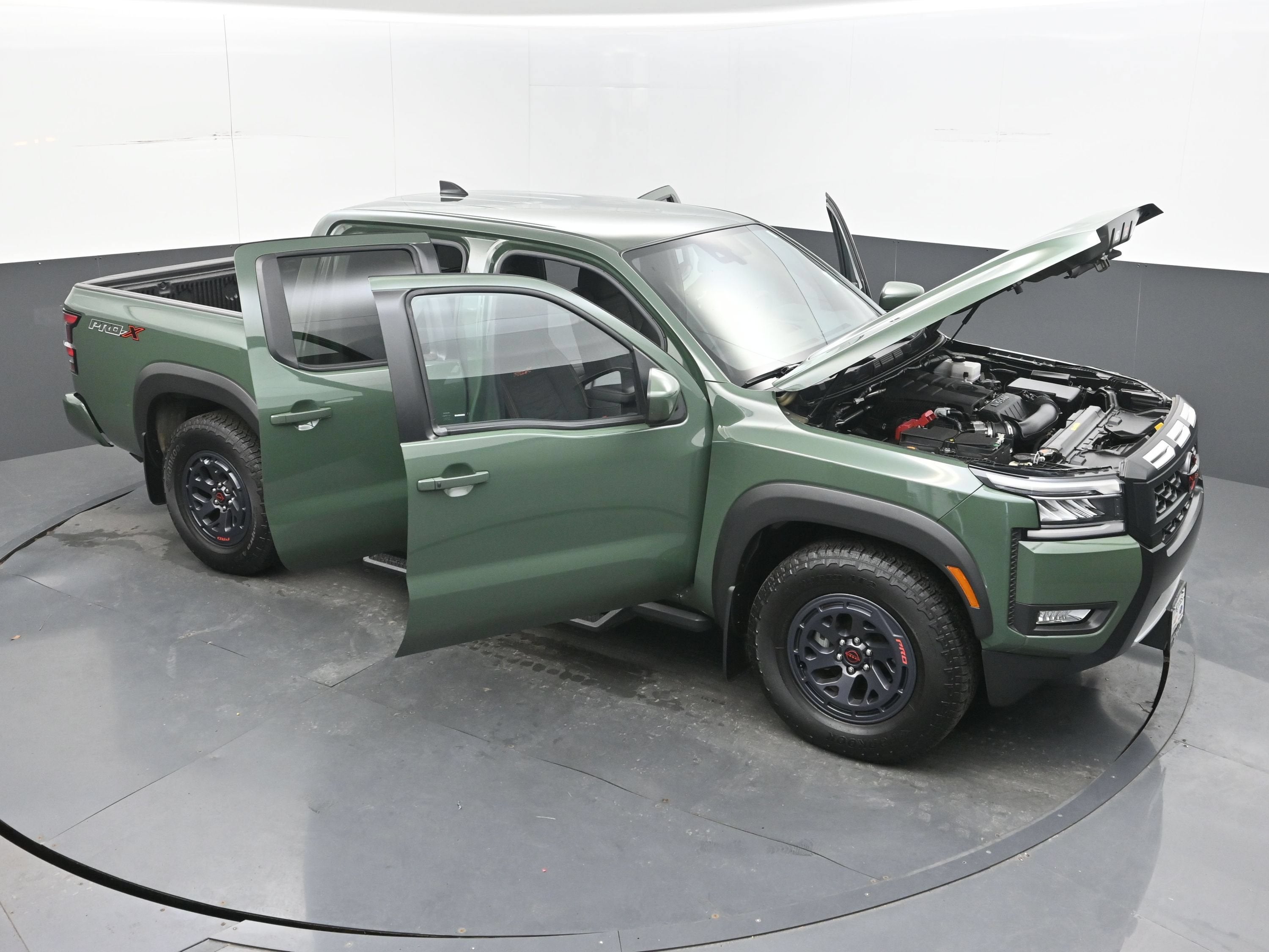 2025 Nissan Frontier PRO-X