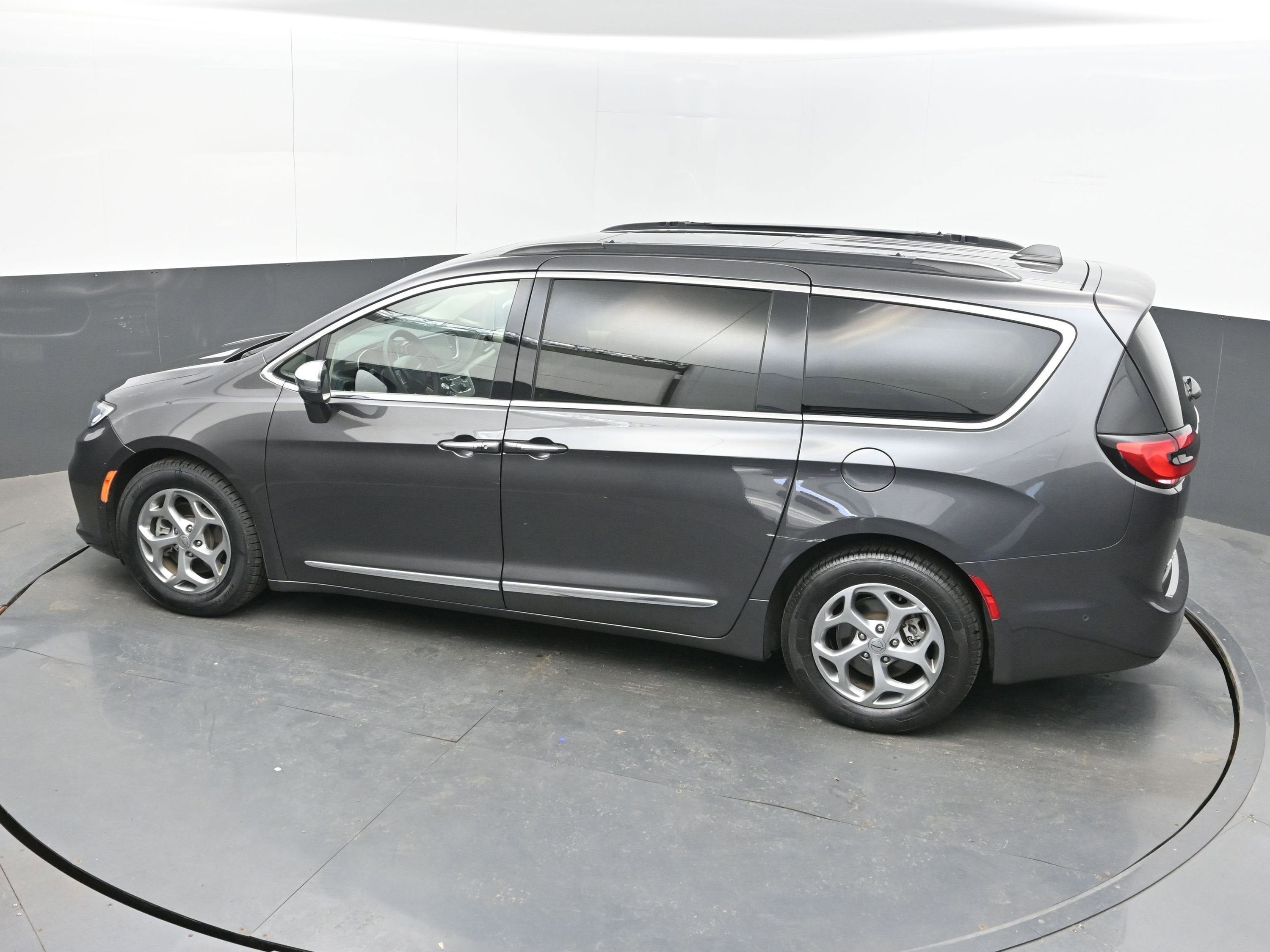 2022 Chrysler Pacifica Limited