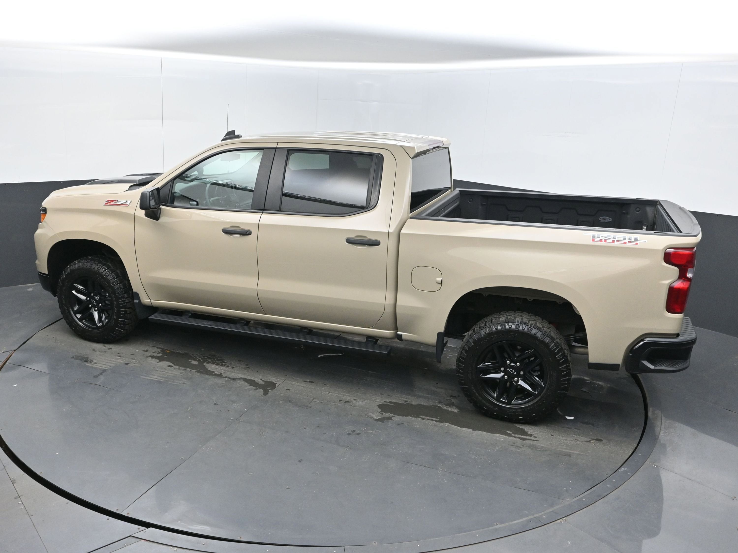 2022 Chevrolet Silverado 1500 Custom Trail Boss
